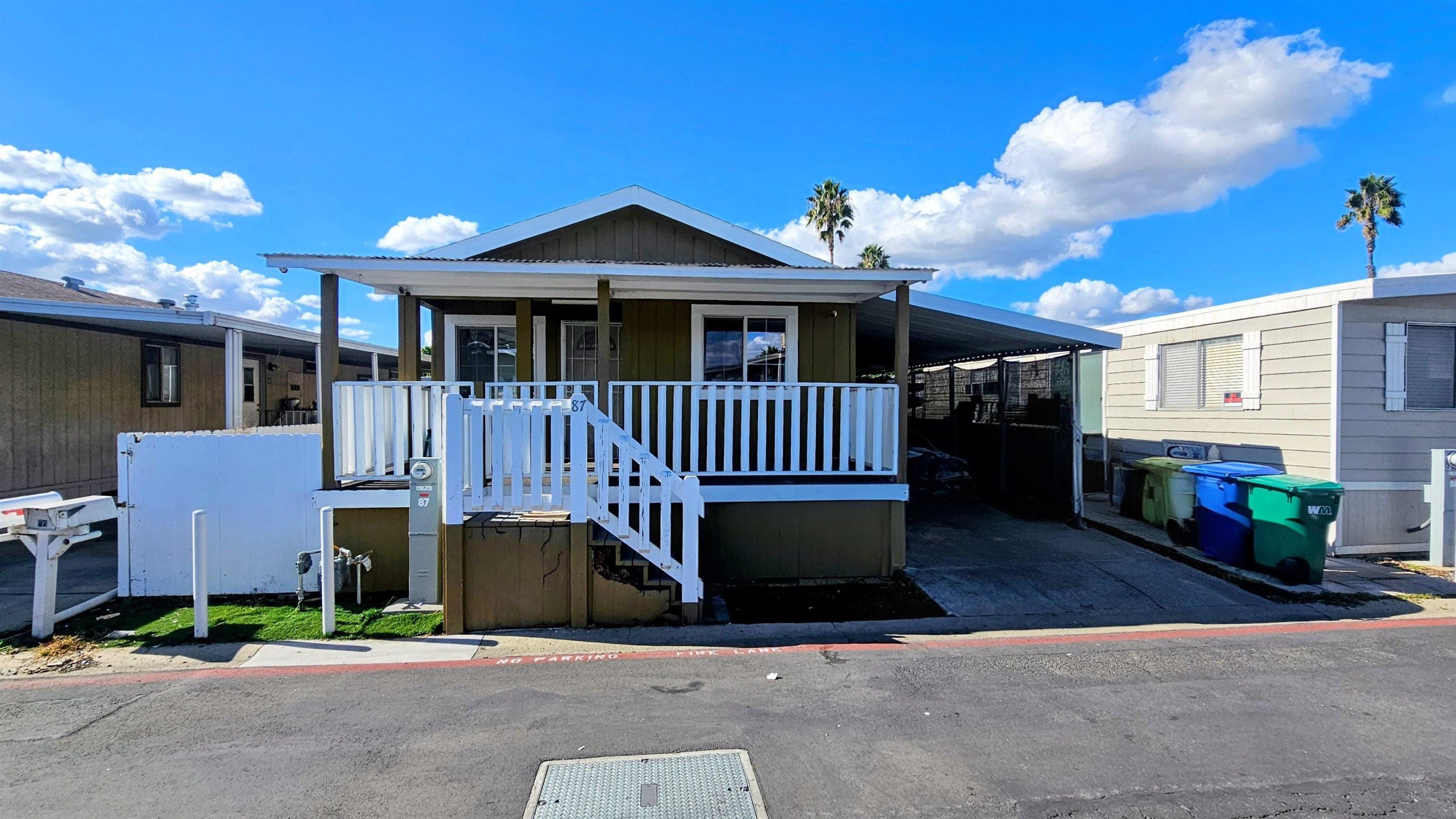 Detail Gallery Image 4 of 22 For 400  Greenfield Dr  Spc 87, El Cajon,  CA 92021 - 3 Beds | 2 Baths