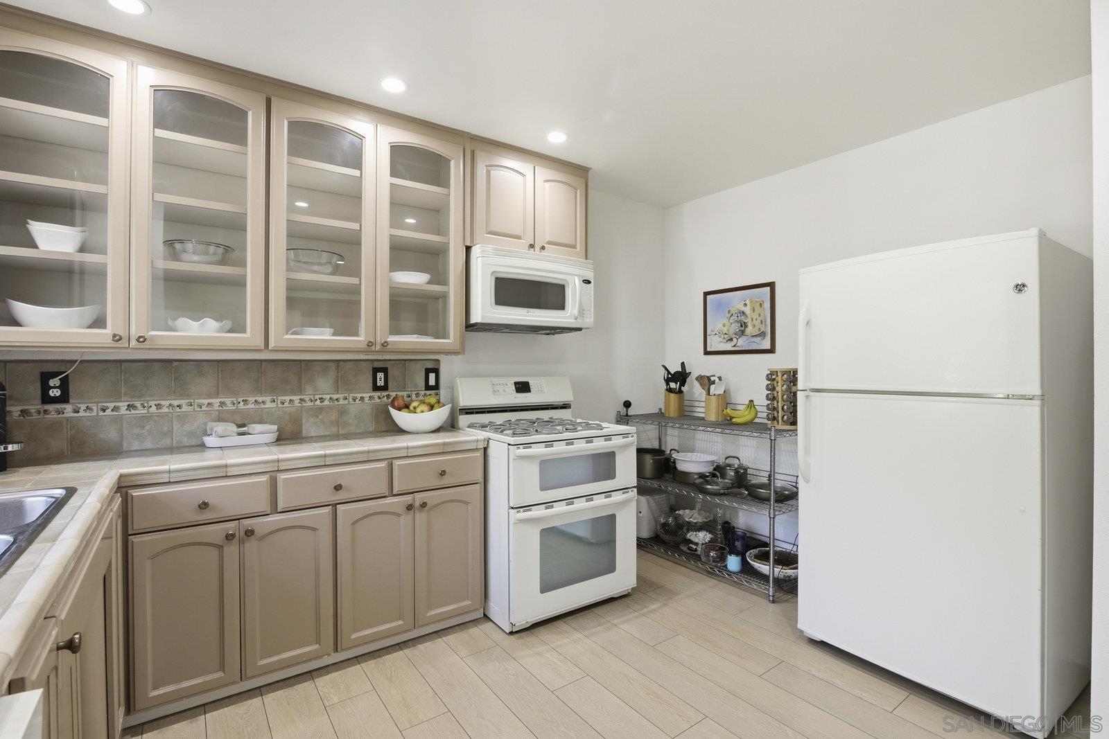 Detail Gallery Image 12 of 35 For 7446  Ohio Place, La Mesa,  CA 91942 - 4 Beds | 2 Baths