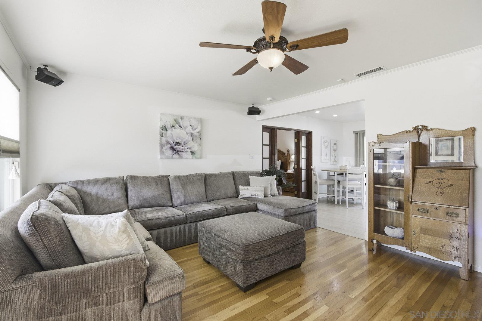 Detail Gallery Image 6 of 35 For 7446  Ohio Place, La Mesa,  CA 91942 - 4 Beds | 2 Baths