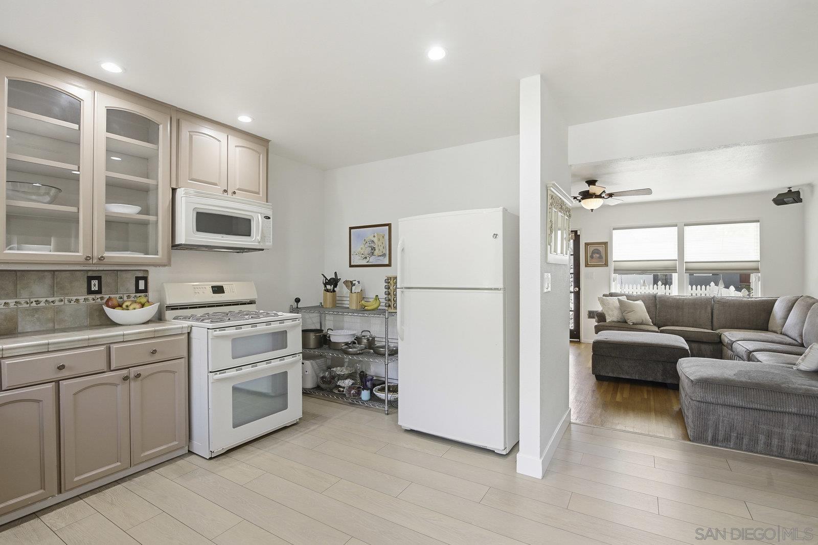 Detail Gallery Image 9 of 35 For 7446  Ohio Place, La Mesa,  CA 91942 - 4 Beds | 2 Baths