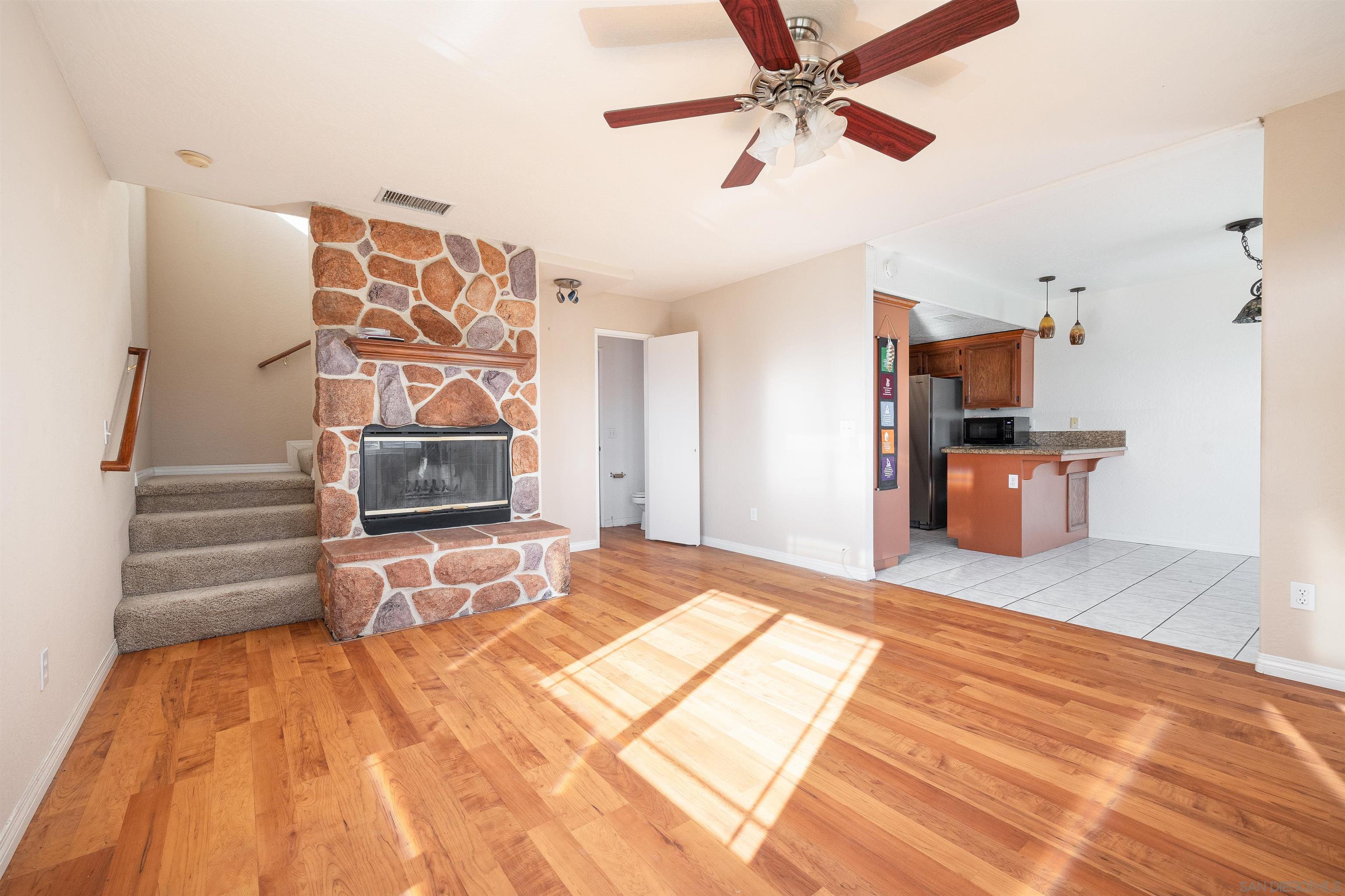 Detail Gallery Image 5 of 34 For 11817  Altadena Rd, Lakeside,  CA 92040 - 3 Beds | 2/1 Baths