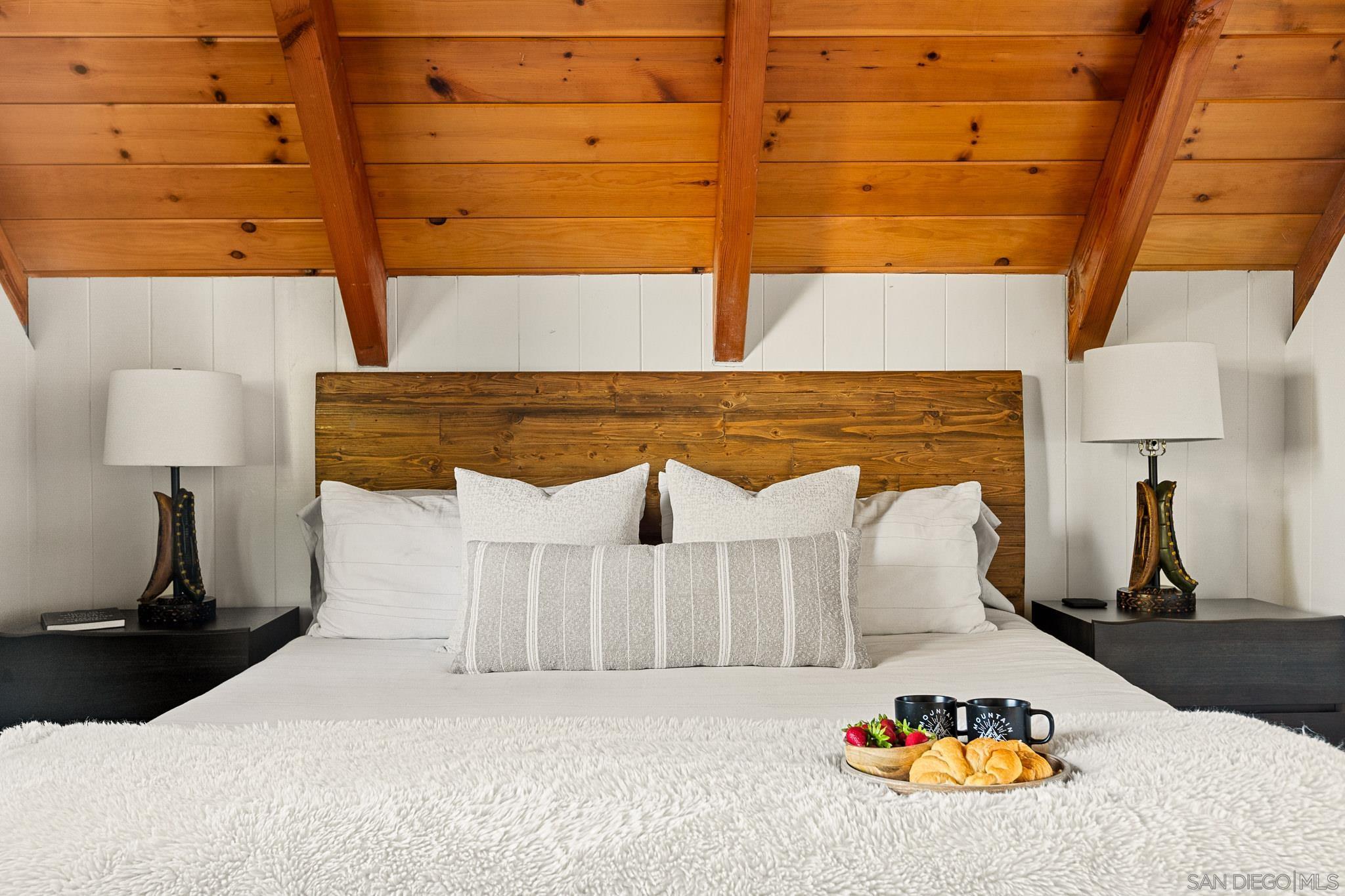 Detail Gallery Image 32 of 46 For 720  Buckingham Sq, Lake Arrowhead,  CA 92352 - 3 Beds | 2/1 Baths