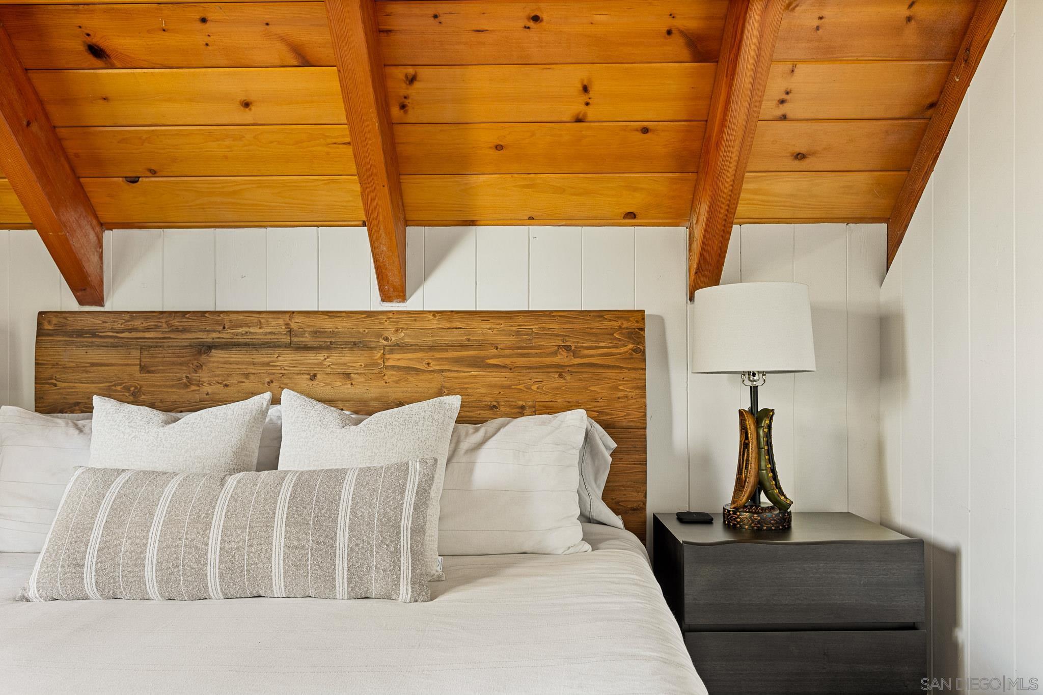 Detail Gallery Image 33 of 46 For 720  Buckingham Sq, Lake Arrowhead,  CA 92352 - 3 Beds | 2/1 Baths