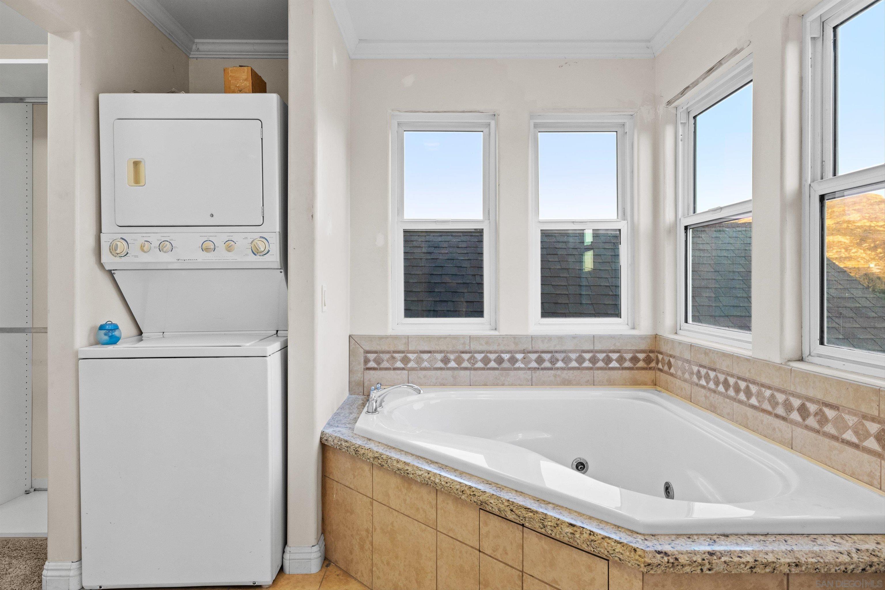 Detail Gallery Image 32 of 58 For 4618  Montiel Truck Trail, Jamul,  CA 91935 - 4 Beds | 3 Baths