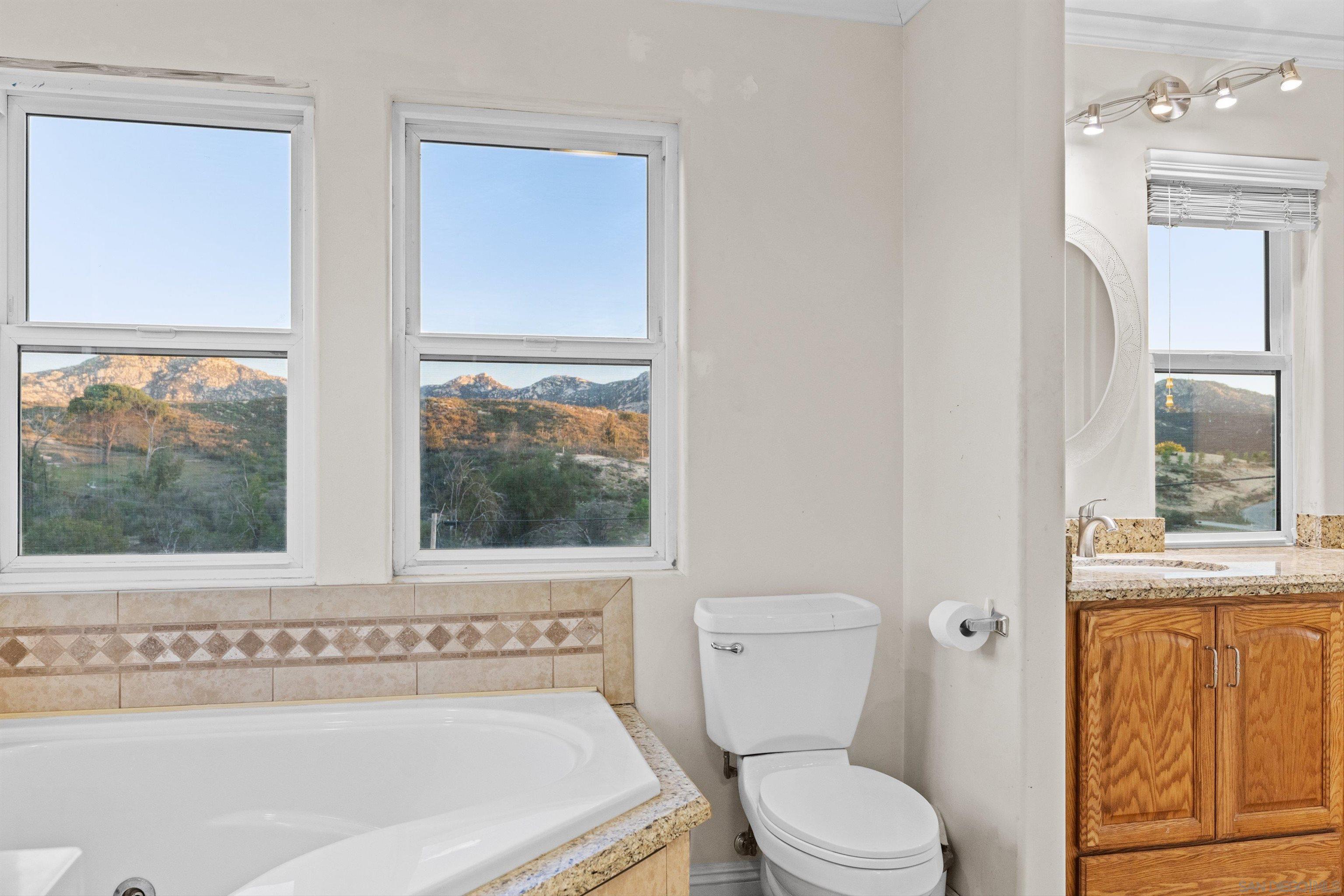 Detail Gallery Image 34 of 58 For 4618  Montiel Truck Trail, Jamul,  CA 91935 - 4 Beds | 3 Baths