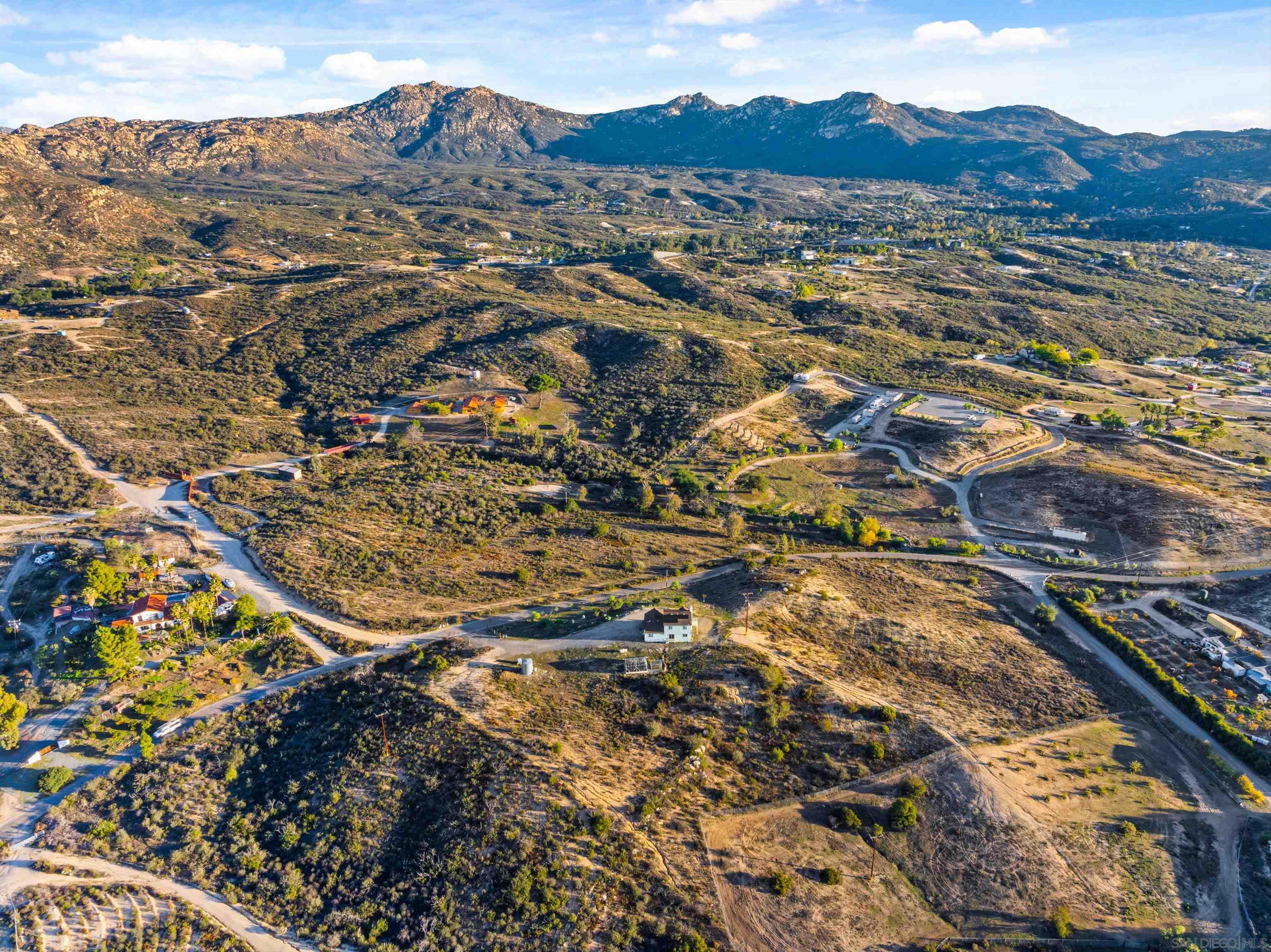 Detail Gallery Image 45 of 58 For 4618  Montiel Truck Trail, Jamul,  CA 91935 - 4 Beds | 3 Baths