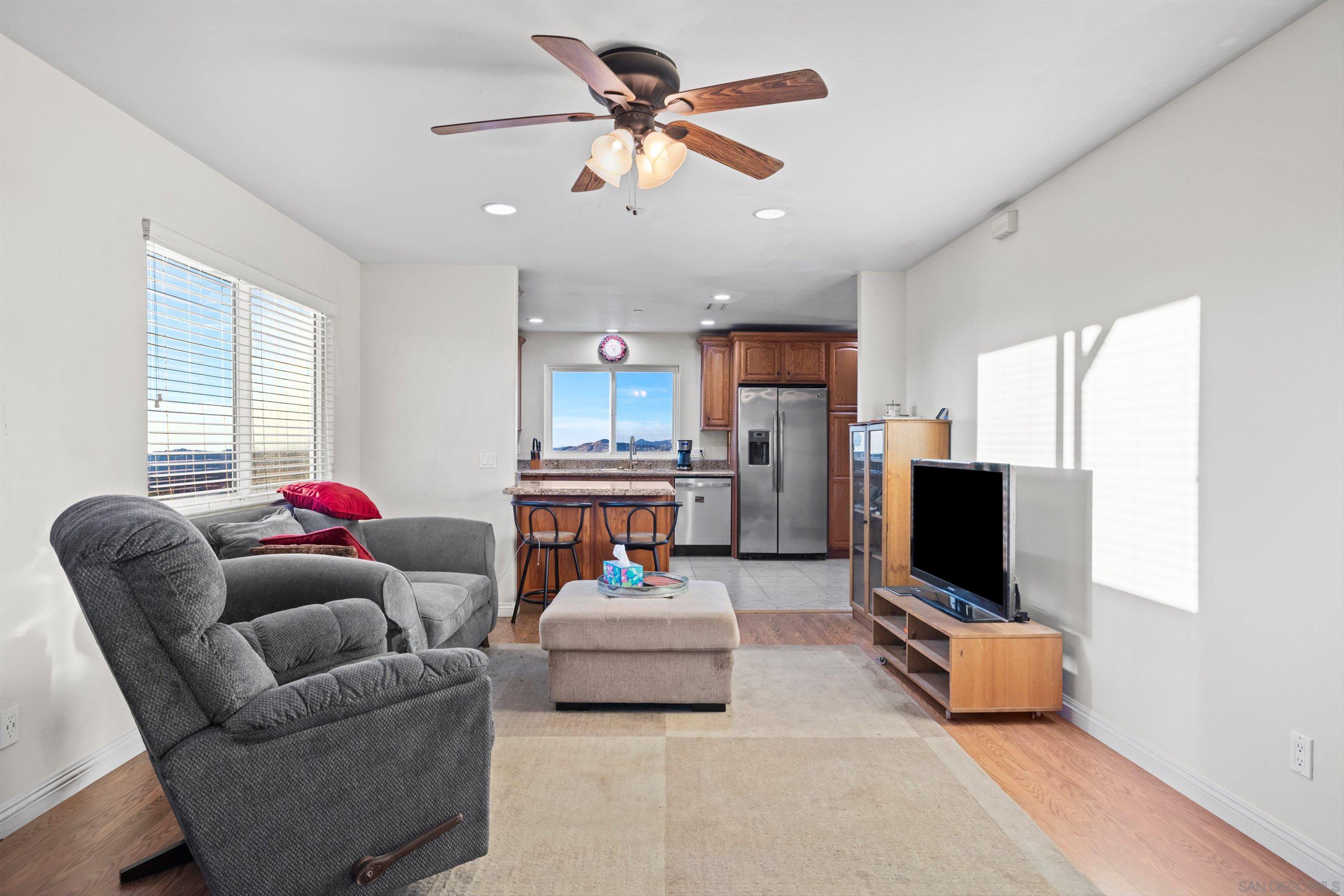 Detail Gallery Image 10 of 58 For 4618  Montiel Truck Trail, Jamul,  CA 91935 - 4 Beds | 3 Baths