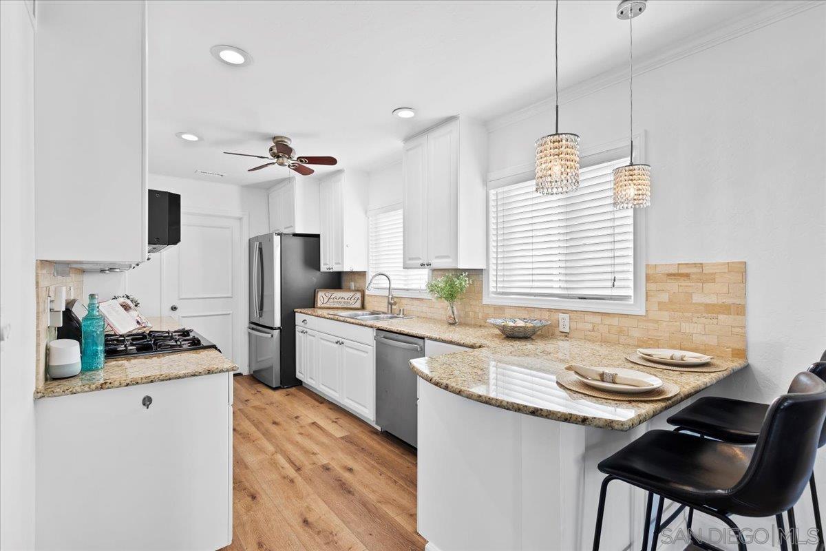 Detail Gallery Image 14 of 54 For 5214  Lewison Pl, San Diego,  CA 92120 - 3 Beds | 2 Baths