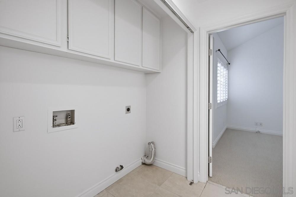 Detail Gallery Image 20 of 36 For 10460  La Vita C, San Diego,  CA 92131 - 2 Beds | 2 Baths