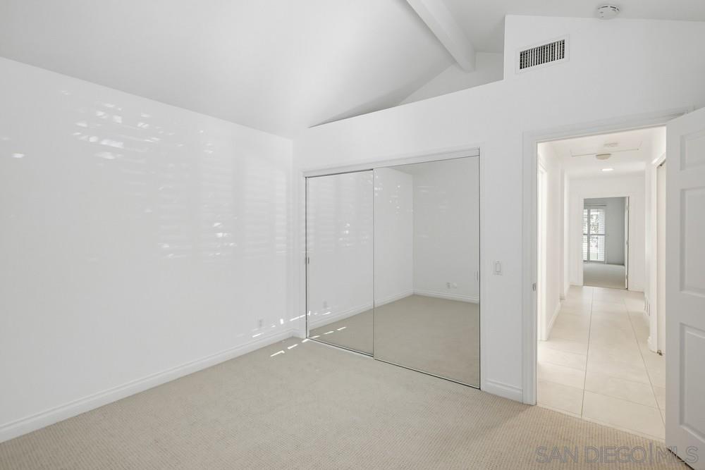 Detail Gallery Image 23 of 36 For 10460  La Vita C, San Diego,  CA 92131 - 2 Beds | 2 Baths