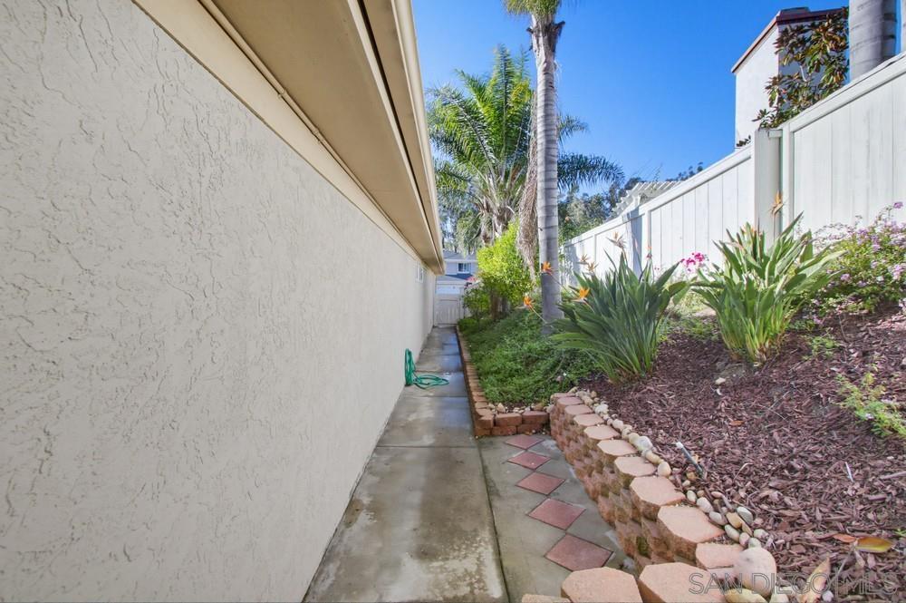 Detail Gallery Image 25 of 36 For 10460  La Vita C, San Diego,  CA 92131 - 2 Beds | 2 Baths