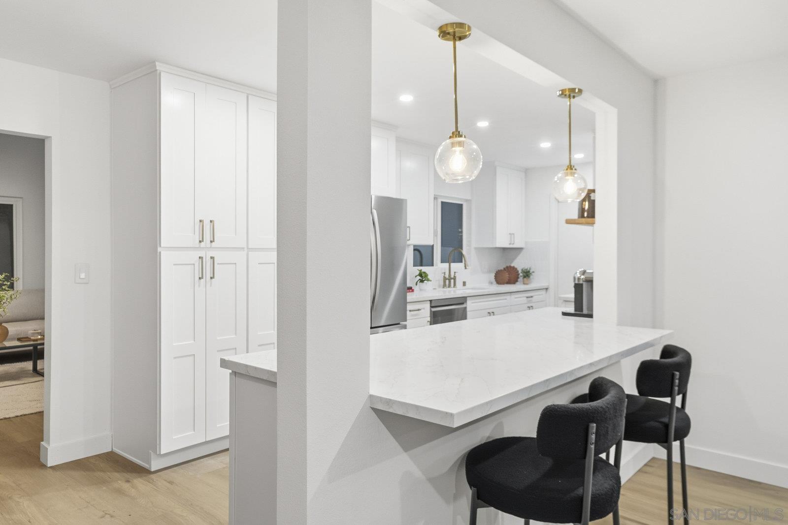 Detail Gallery Image 9 of 37 For 7427  Margerum Ave, San Diego,  CA 92120 - 4 Beds | 2/1 Baths