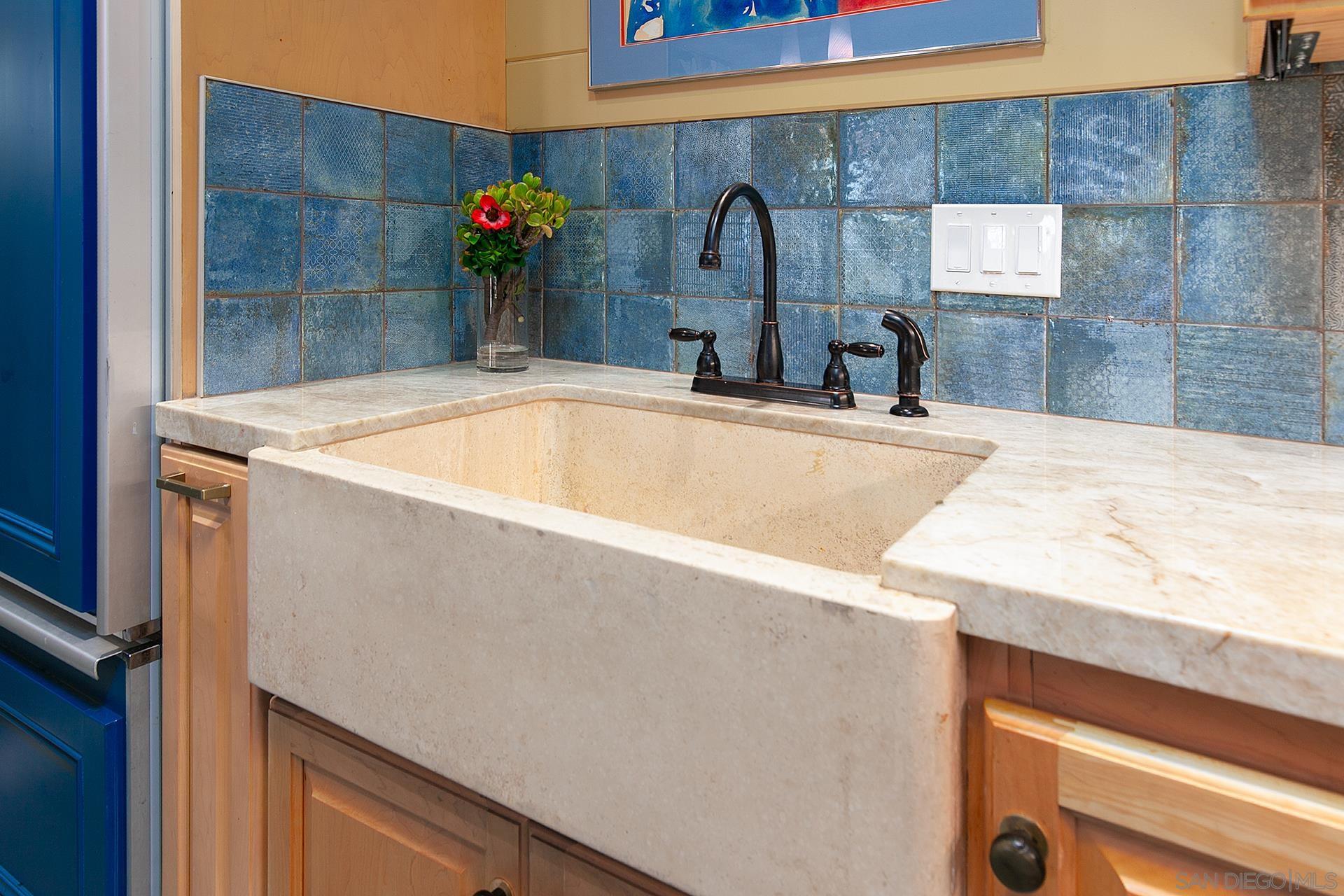 Detail Gallery Image 18 of 53 For 5358  Caminito Velasquez, San Diego,  CA 92124 - 3 Beds | 2 Baths