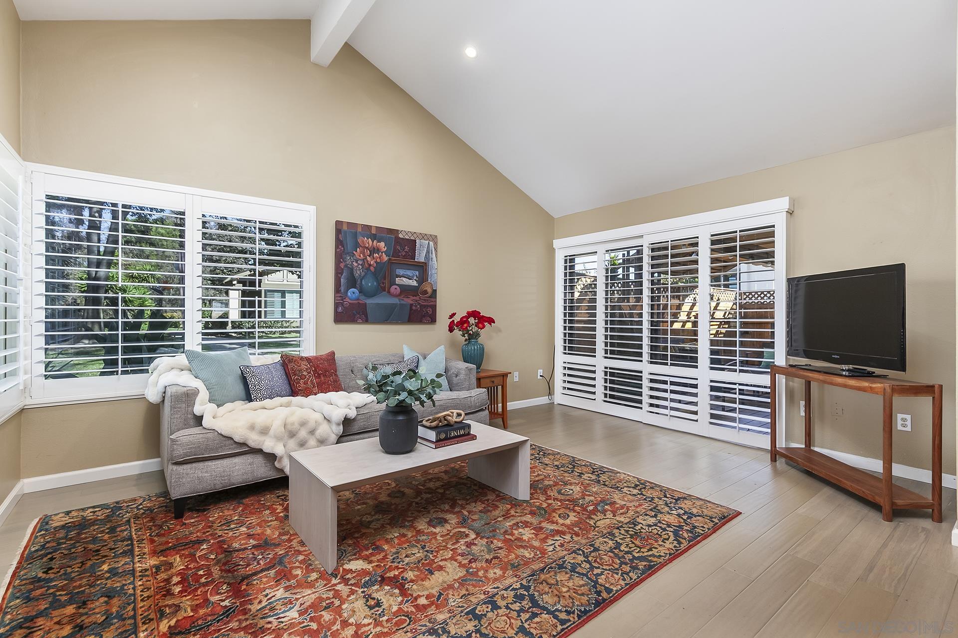 Detail Gallery Image 3 of 75 For 5358  Caminito Velasquez, San Diego,  CA 92124 - 3 Beds | 2 Baths