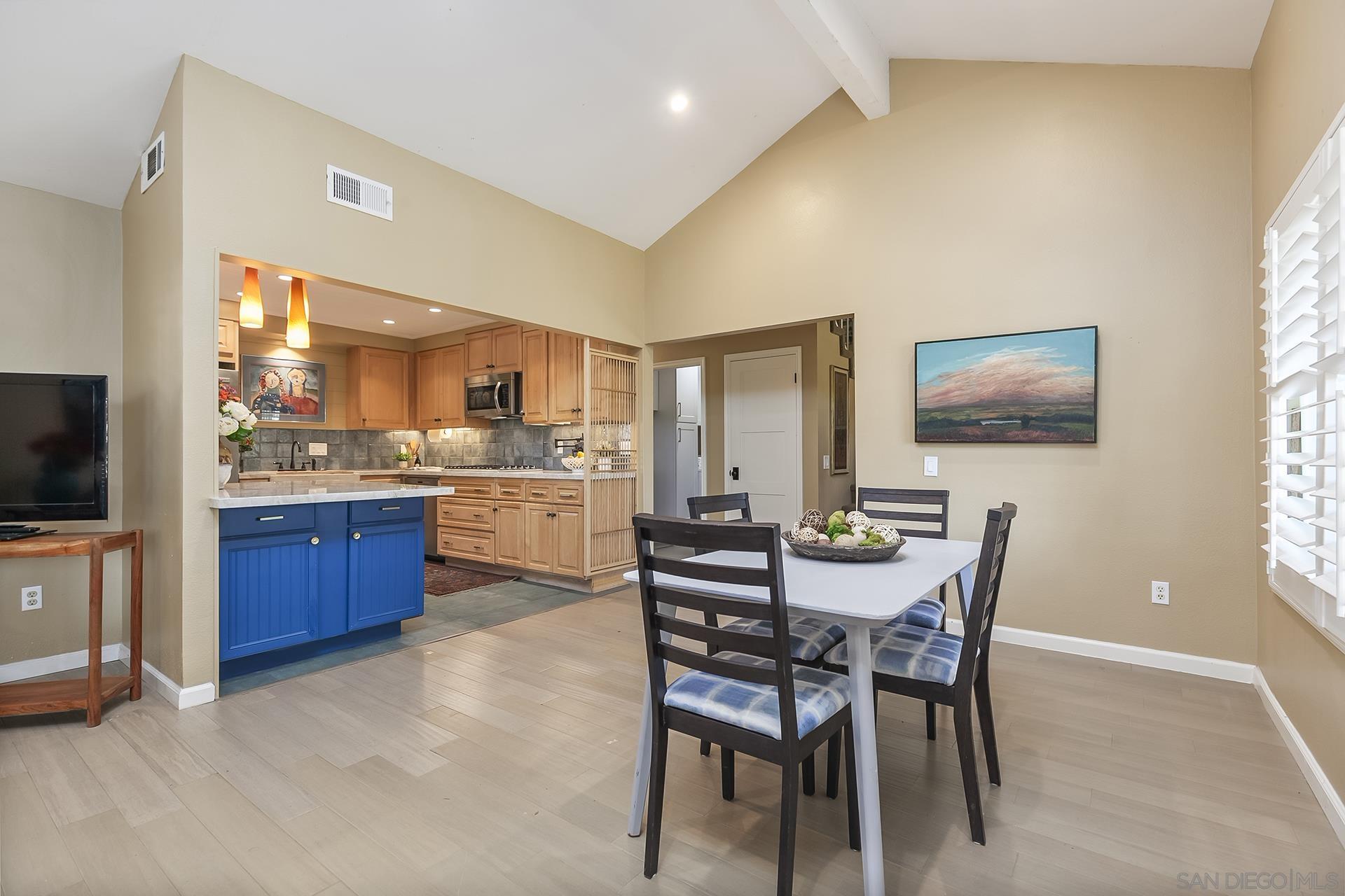 Detail Gallery Image 5 of 75 For 5358  Caminito Velasquez, San Diego,  CA 92124 - 3 Beds | 2 Baths