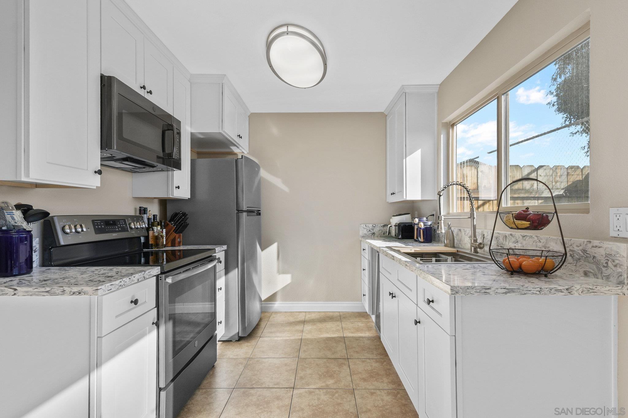 Detail Gallery Image 14 of 34 For 1045  Peach Avenue  #38,  El Cajon,  CA 92021 - 2 Beds | 1/1 Baths