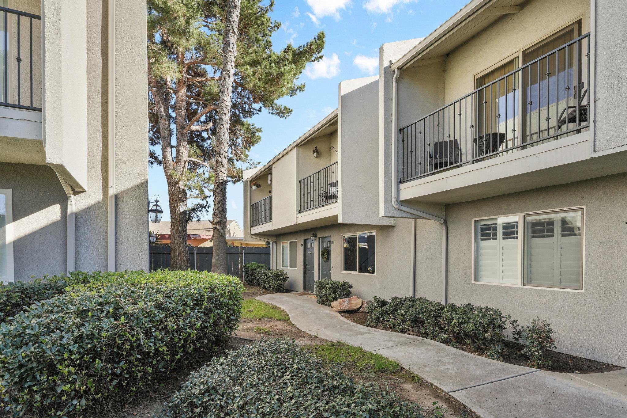 Detail Gallery Image 3 of 34 For 1045  Peach Avenue  #38,  El Cajon,  CA 92021 - 2 Beds | 1/1 Baths