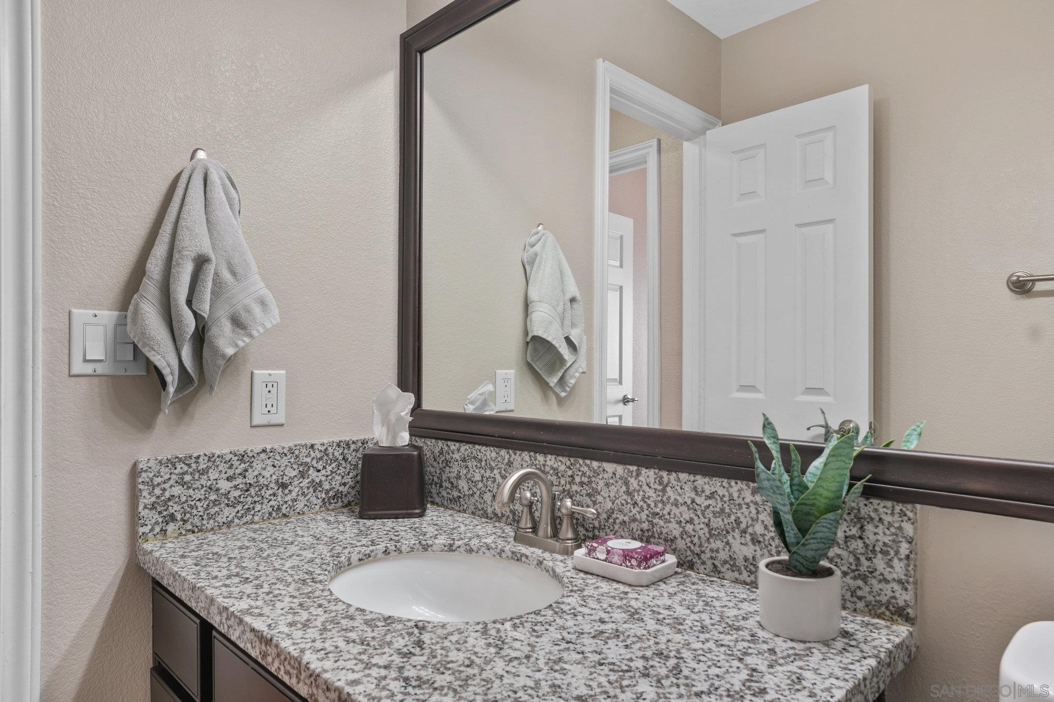 Detail Gallery Image 24 of 34 For 1045  Peach Avenue  #38,  El Cajon,  CA 92021 - 2 Beds | 1/1 Baths