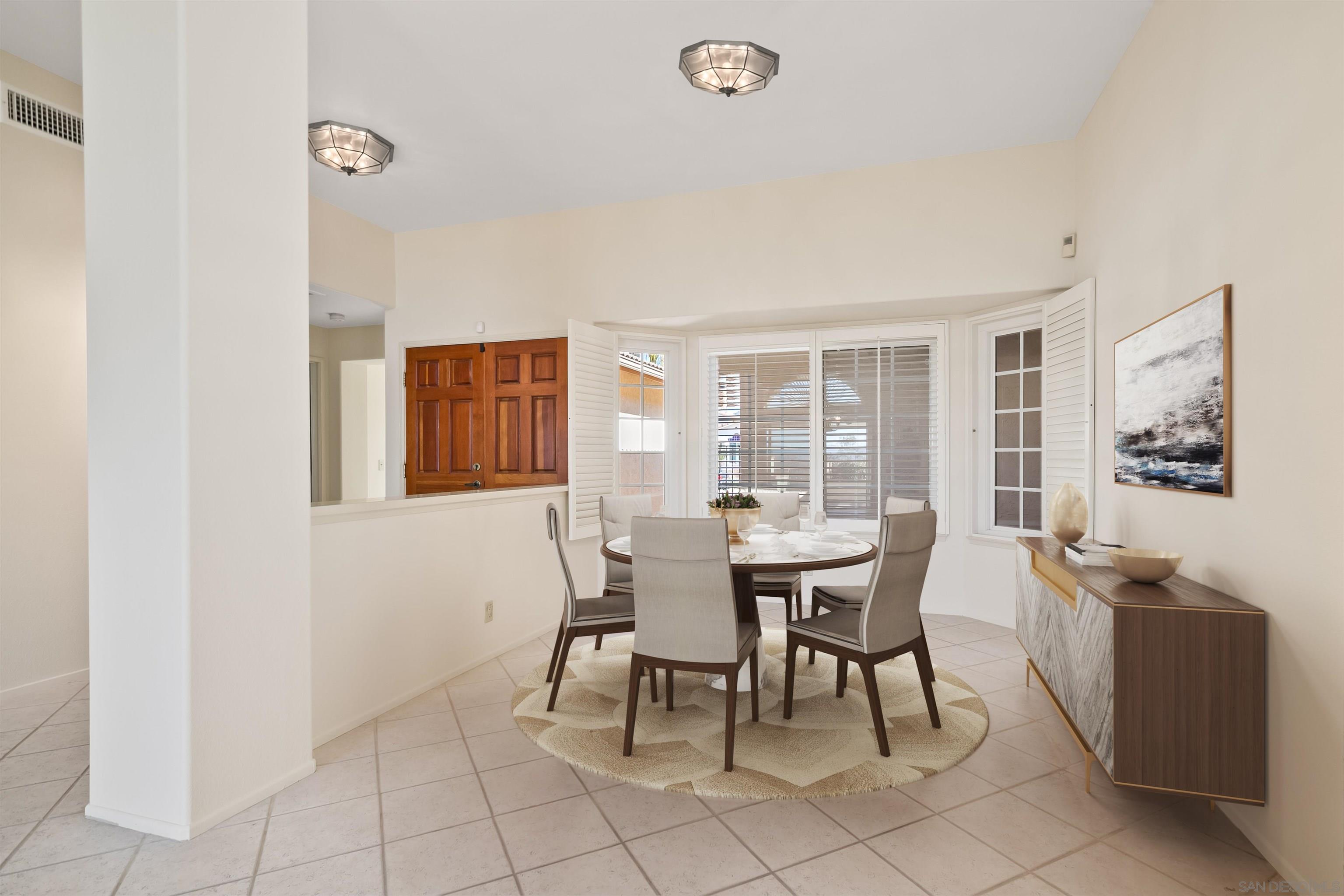 Detail Gallery Image 12 of 51 For 18113  Calle Estepona, San Diego,  CA 92128 - 3 Beds | 2 Baths