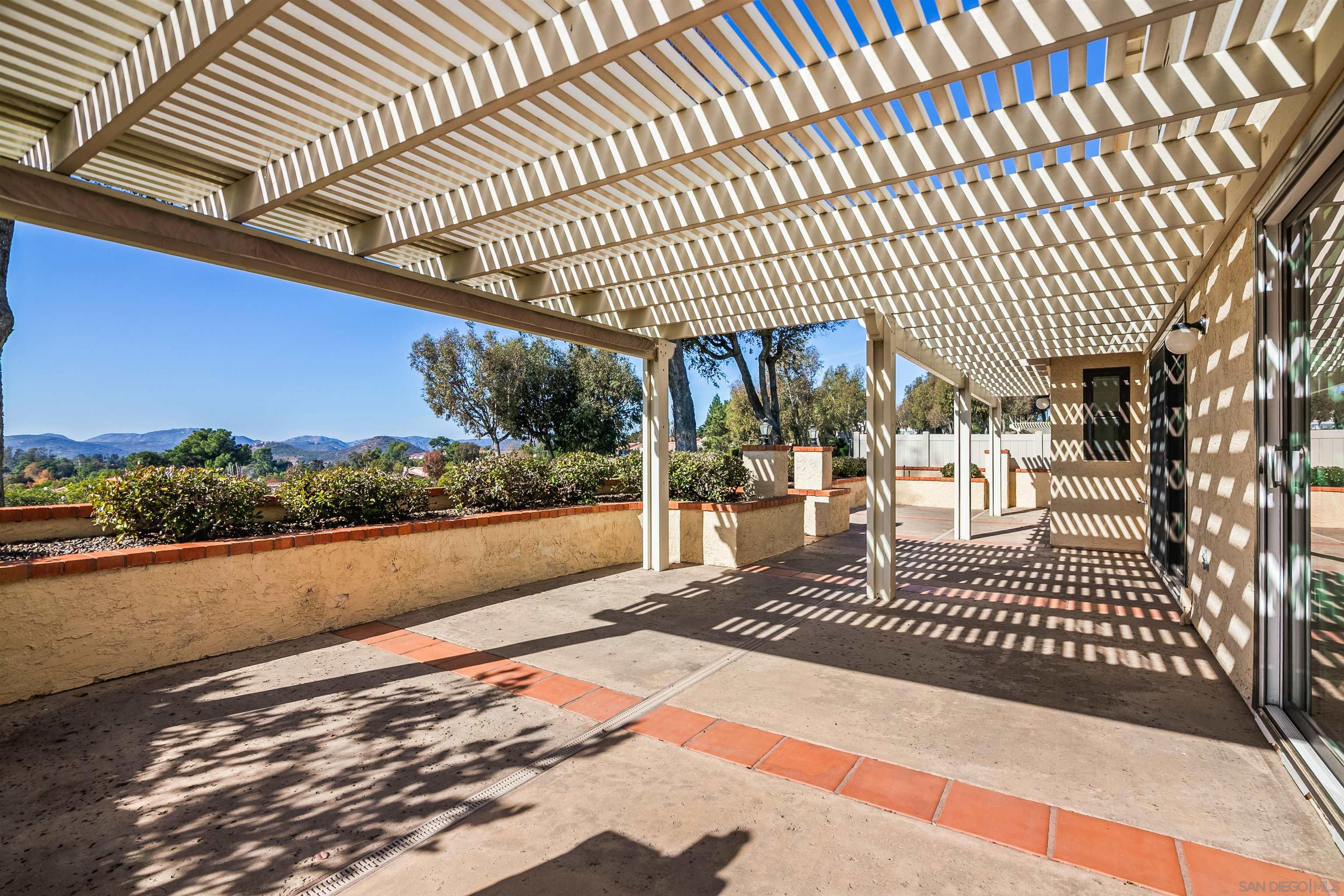 Detail Gallery Image 40 of 51 For 18113  Calle Estepona, San Diego,  CA 92128 - 3 Beds | 2 Baths