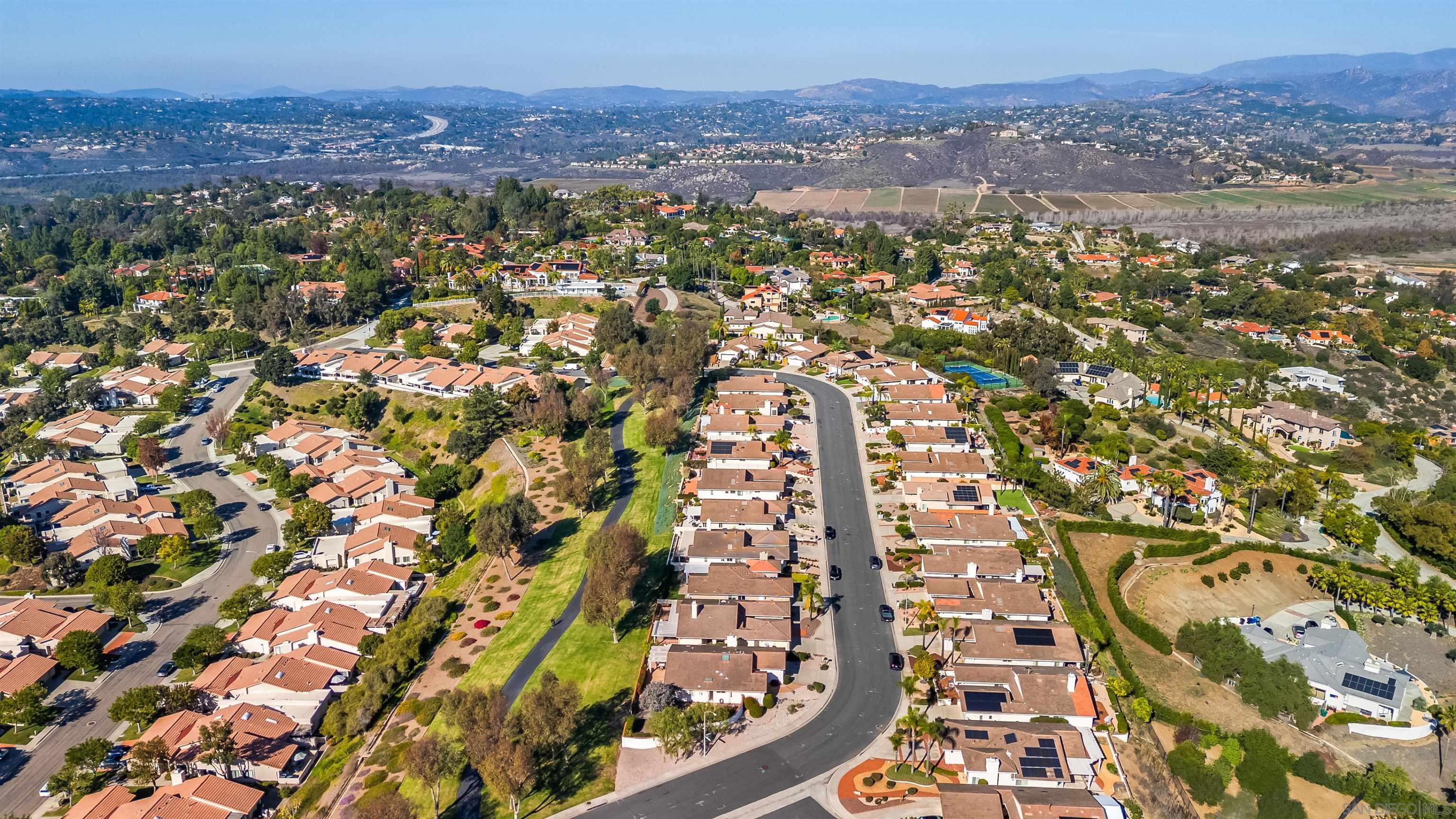 Detail Gallery Image 45 of 51 For 18113  Calle Estepona, San Diego,  CA 92128 - 3 Beds | 2 Baths