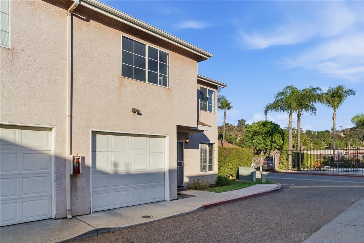 Detail Gallery Image 29 of 30 For 1035 S Mollison Ave  #F,  El Cajon,  CA 92020 - 3 Beds | 2/1 Baths