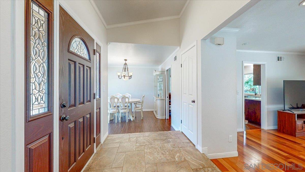 Detail Gallery Image 3 of 15 For 1525  Fair Glen Rd, El Cajon,  CA 92019 - 4 Beds | 2 Baths