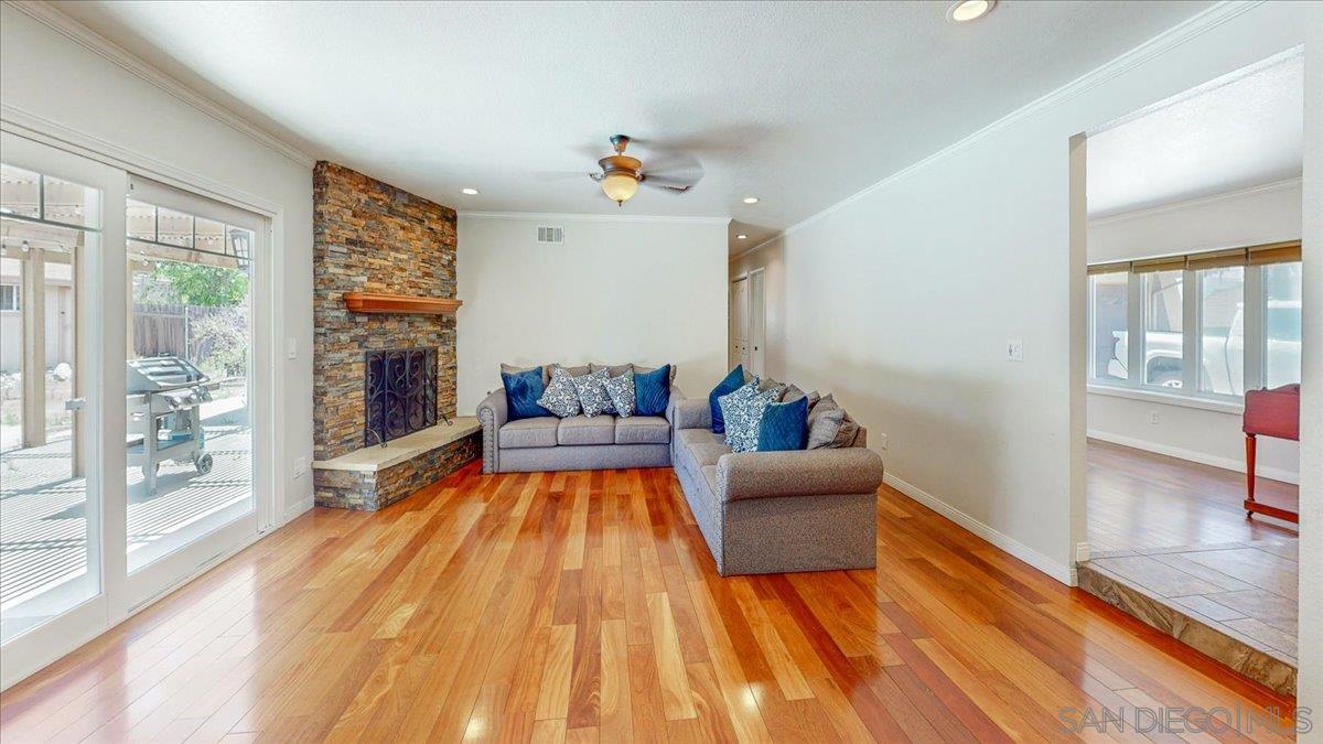 Detail Gallery Image 9 of 15 For 1525  Fair Glen Rd, El Cajon,  CA 92019 - 4 Beds | 2 Baths