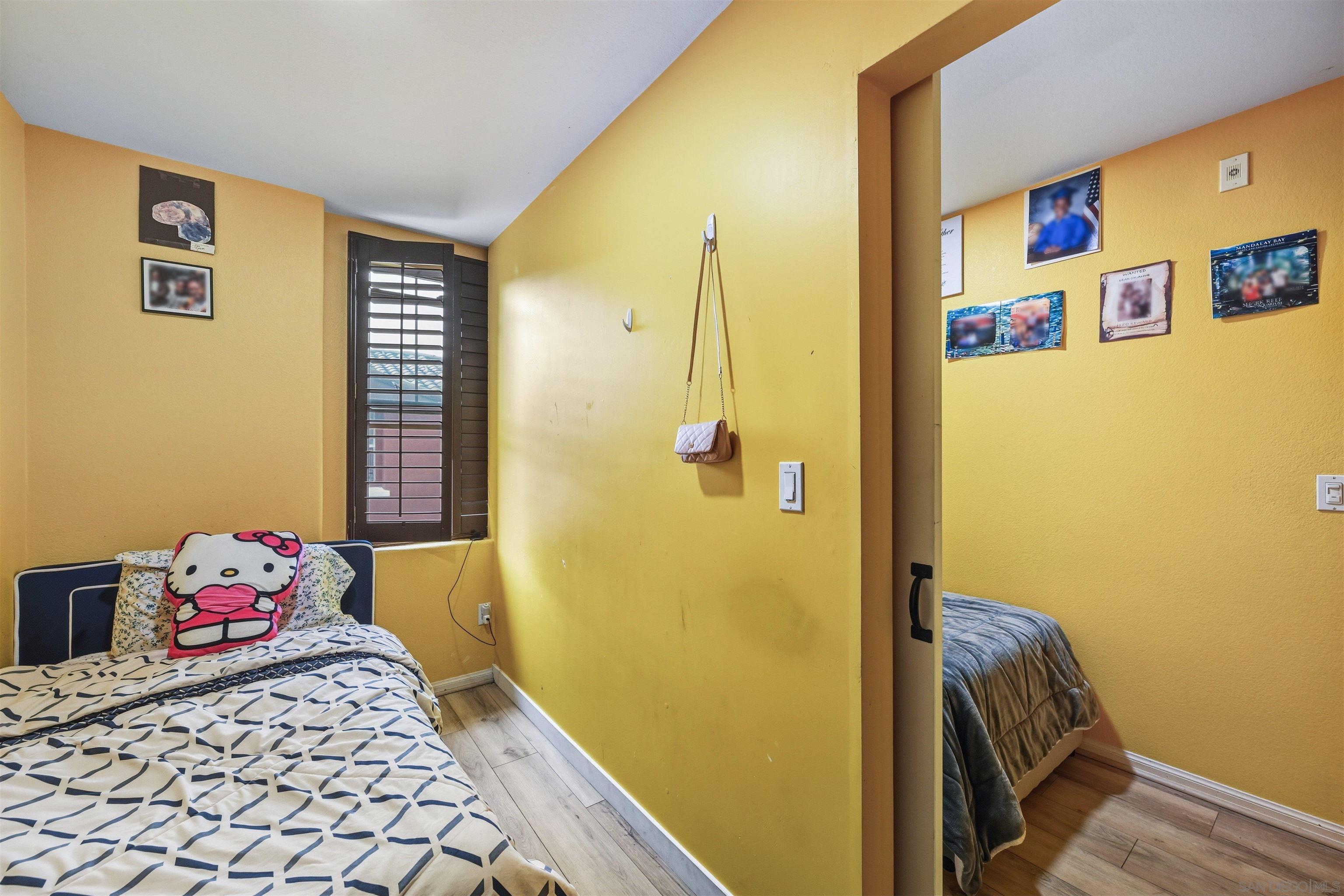 Detail Gallery Image 15 of 29 For 1812  Lime Ct  #4,  Chula Vista,  CA 91913 - 3 Beds | 3/1 Baths