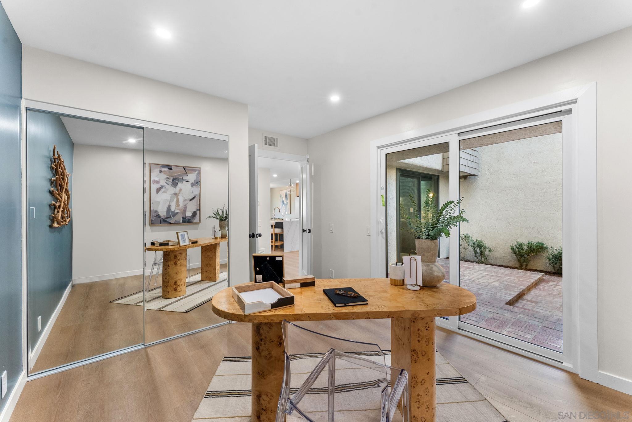 Detail Gallery Image 15 of 46 For 16048  via Viajera, Rancho Santa Fe,  CA 92091 - 3 Beds | 3 Baths