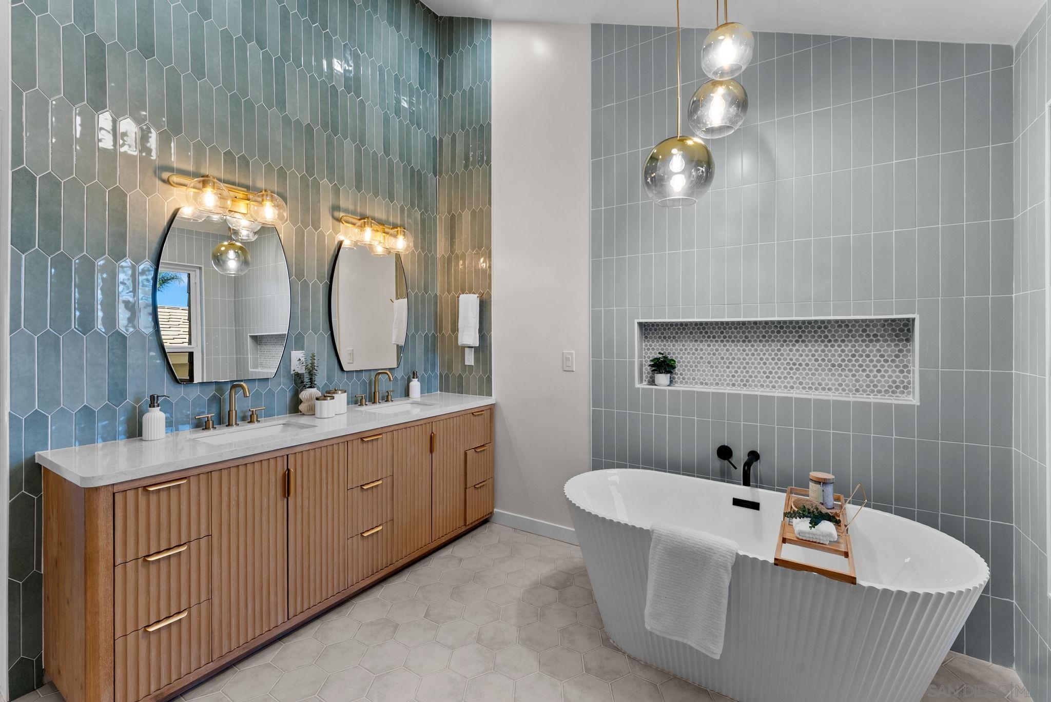 Detail Gallery Image 23 of 46 For 16048  via Viajera, Rancho Santa Fe,  CA 92091 - 3 Beds | 3 Baths