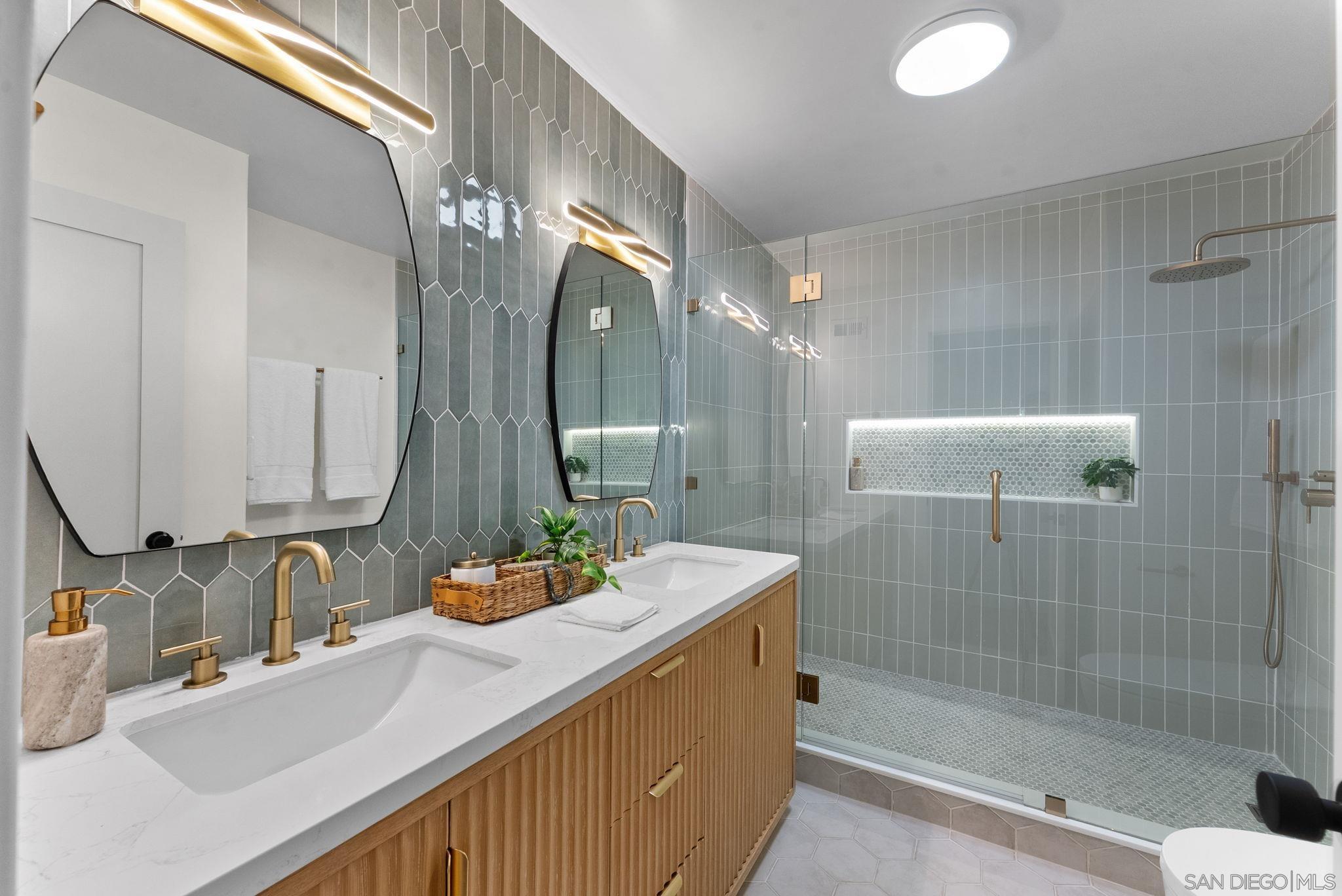 Detail Gallery Image 28 of 46 For 16048  via Viajera, Rancho Santa Fe,  CA 92091 - 3 Beds | 3 Baths