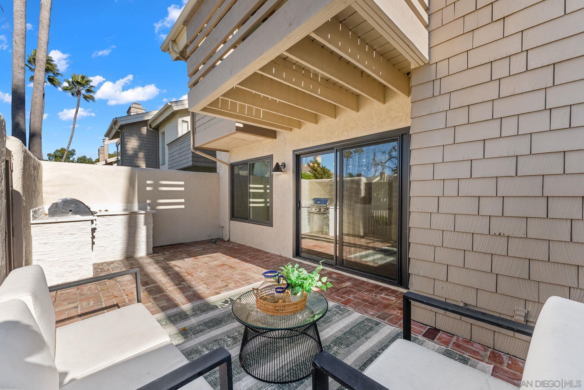 Detail Gallery Image 34 of 46 For 16048  via Viajera, Rancho Santa Fe,  CA 92091 - 3 Beds | 3 Baths