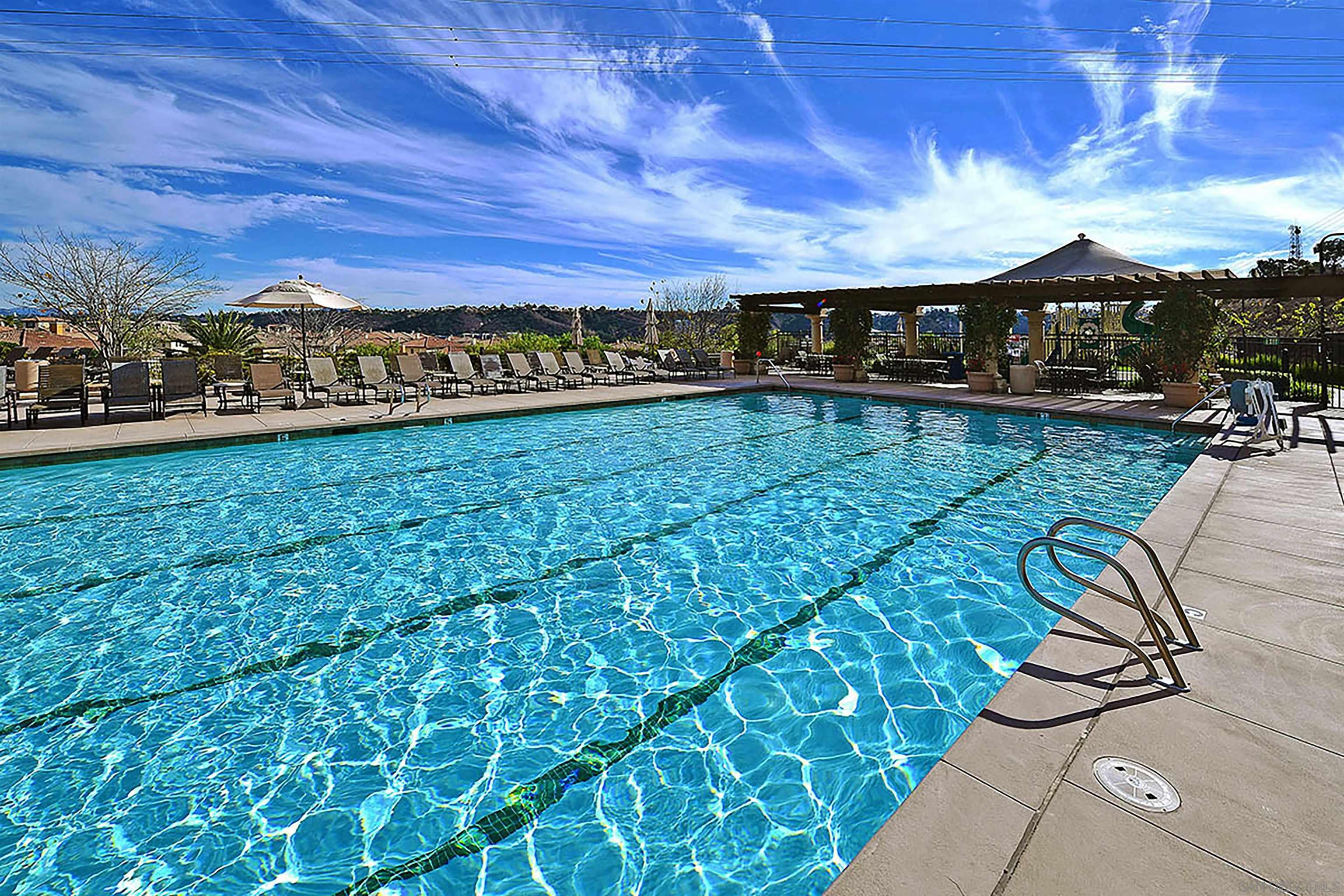 Detail Gallery Image 37 of 57 For 2701  Villas Way, San Diego,  CA 92108 - 3 Beds | 2/1 Baths