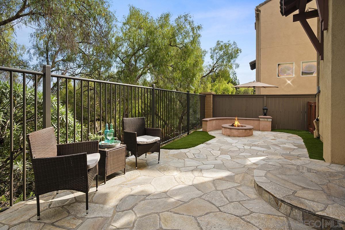 Detail Gallery Image 10 of 57 For 2701  Villas Way, San Diego,  CA 92108 - 3 Beds | 2/1 Baths