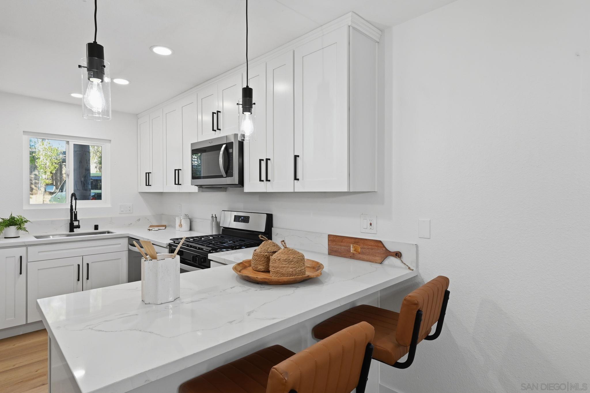 Detail Gallery Image 18 of 37 For 2320  Euclid Ave  #1,  National City,  CA 91950 - 2 Beds | 1/1 Baths