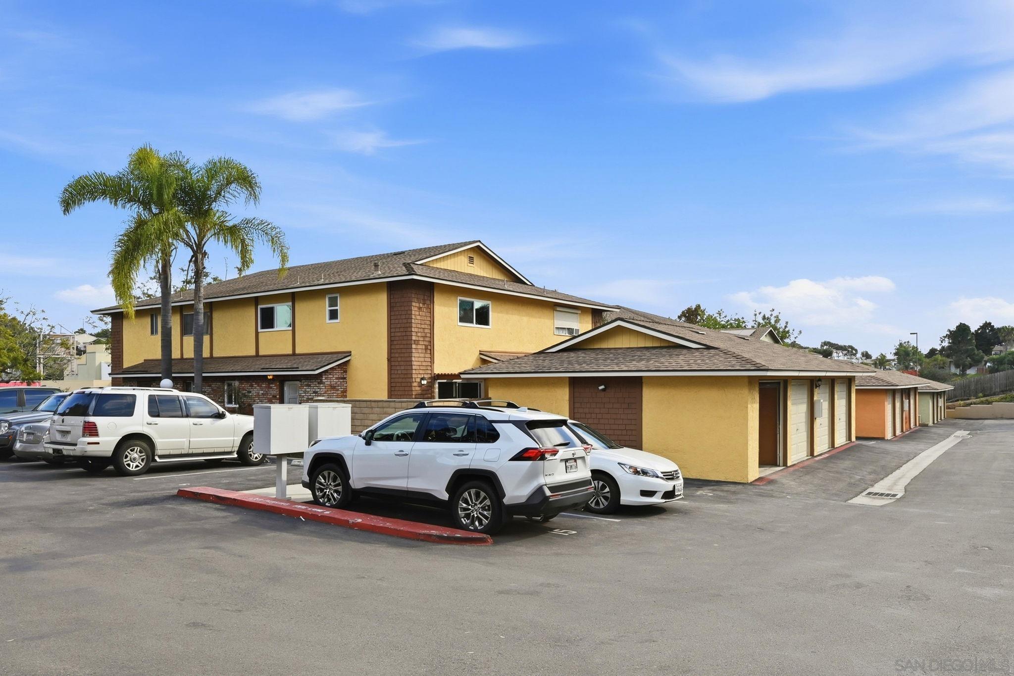 Detail Gallery Image 5 of 37 For 2320  Euclid Ave  #1,  National City,  CA 91950 - 2 Beds | 1/1 Baths