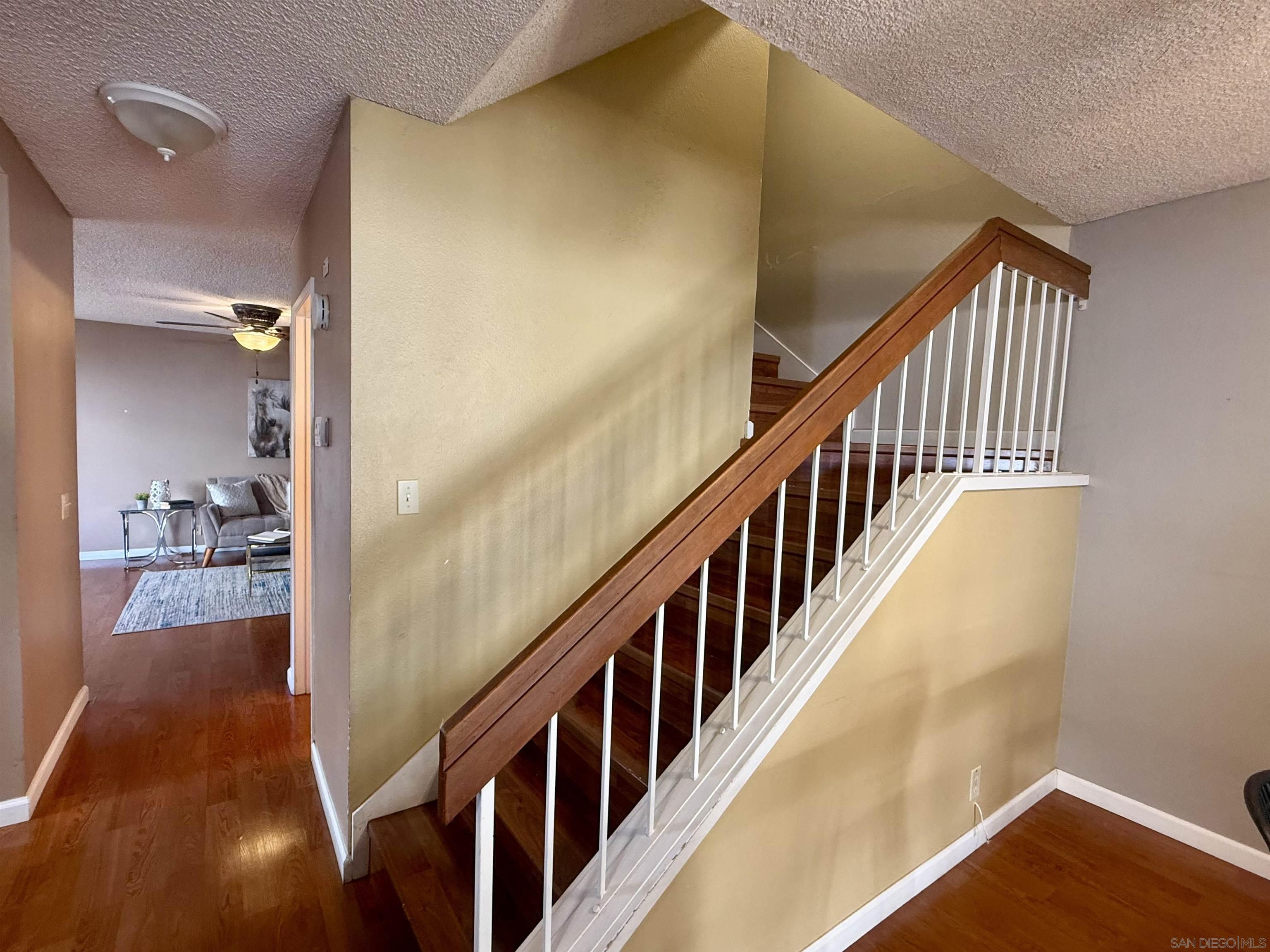 Detail Gallery Image 14 of 45 For 2163  Manzana Way, San Diego,  CA 92139 - 4 Beds | 2/1 Baths