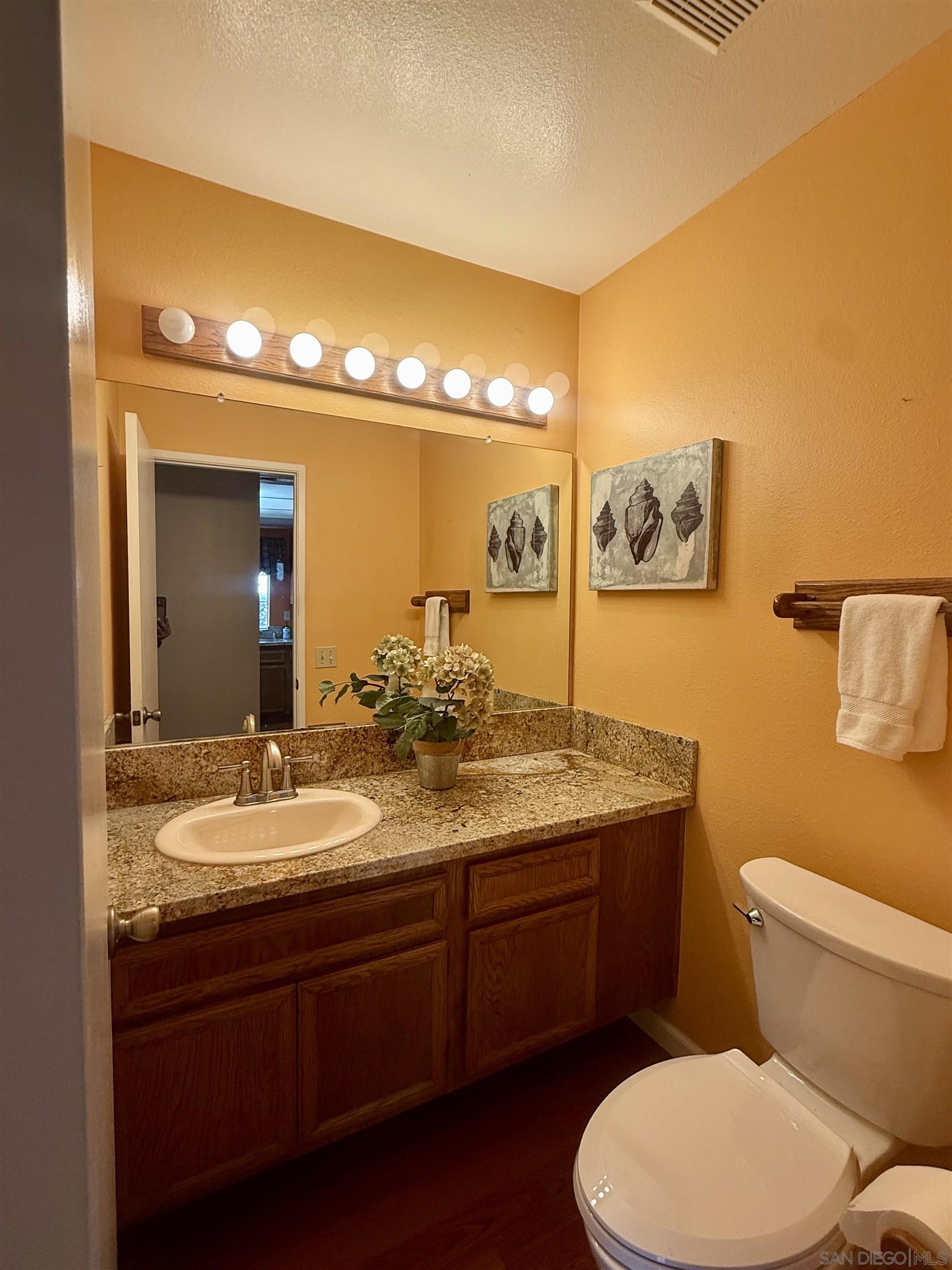 Detail Gallery Image 15 of 45 For 2163  Manzana Way, San Diego,  CA 92139 - 4 Beds | 2/1 Baths