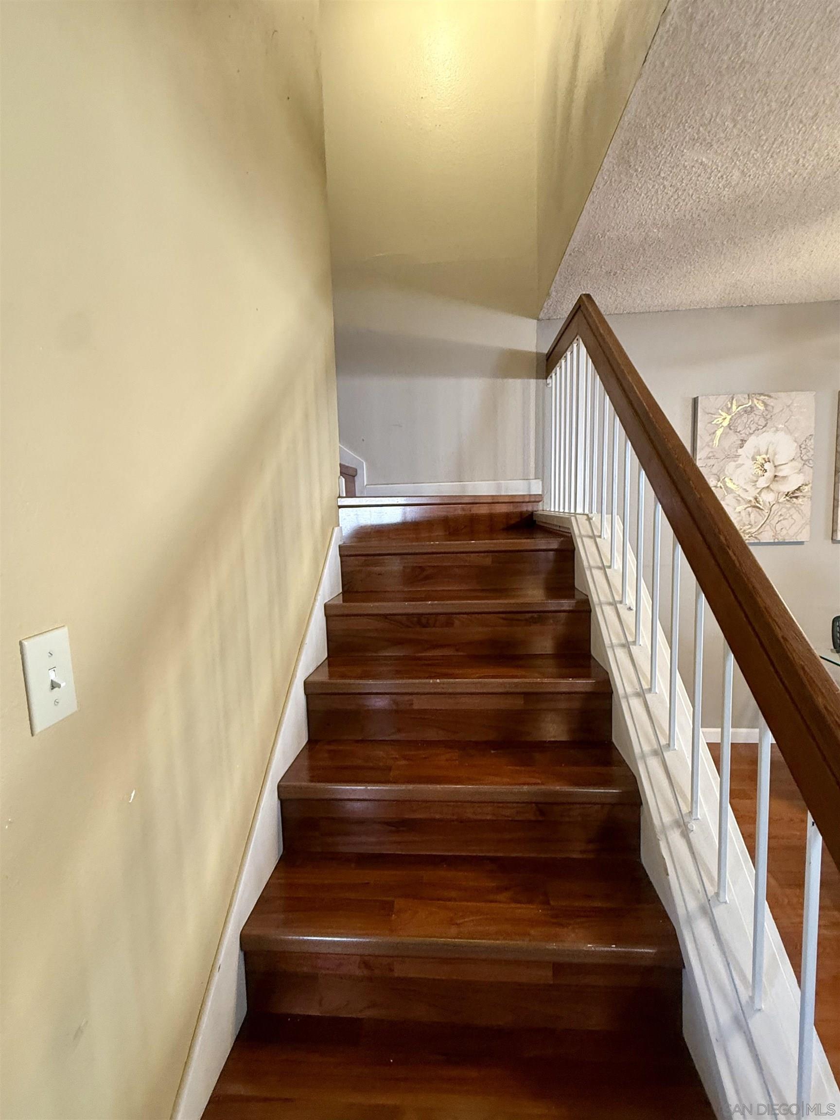 Detail Gallery Image 17 of 45 For 2163  Manzana Way, San Diego,  CA 92139 - 4 Beds | 2/1 Baths