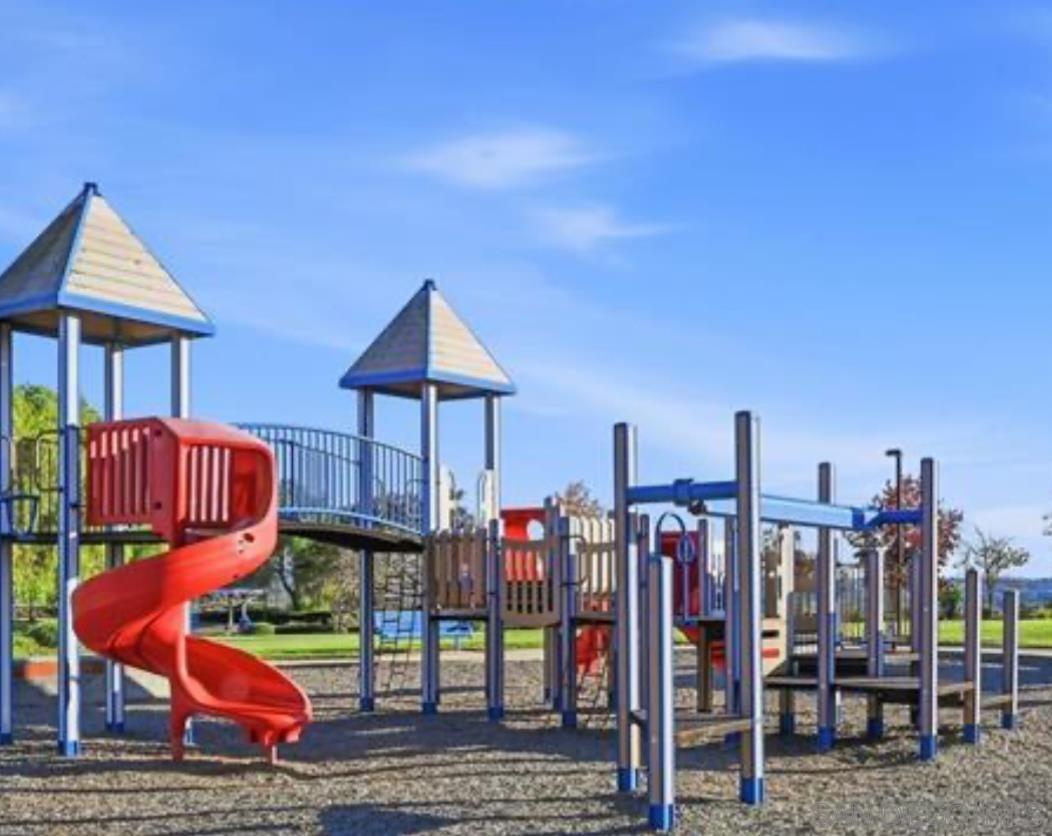 Detail Gallery Image 40 of 45 For 2163  Manzana Way, San Diego,  CA 92139 - 4 Beds | 2/1 Baths