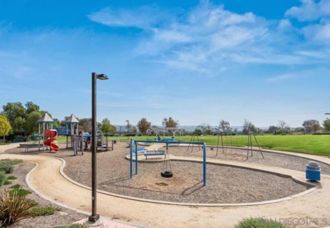 Detail Gallery Image 41 of 45 For 2163  Manzana Way, San Diego,  CA 92139 - 4 Beds | 2/1 Baths