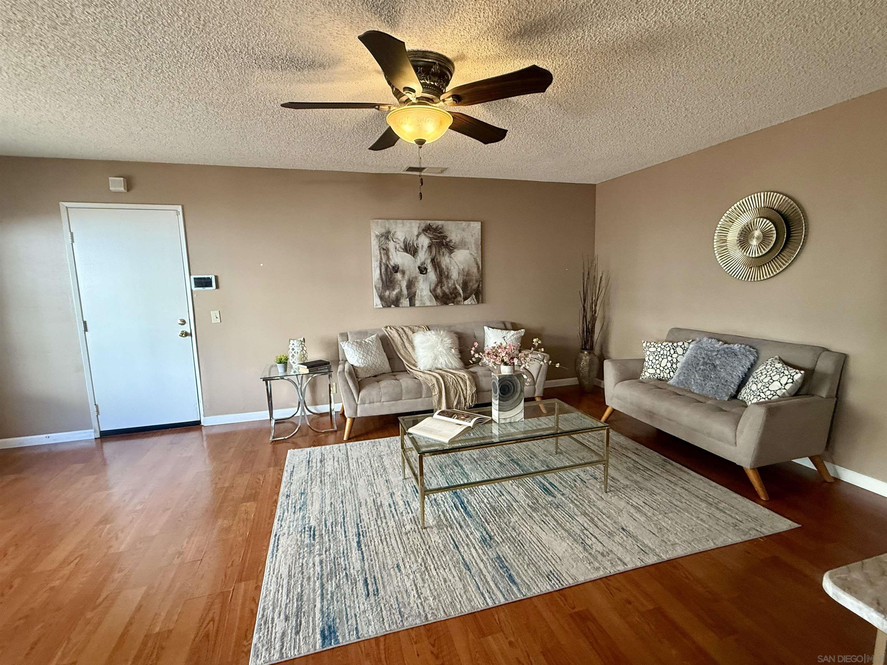 Detail Gallery Image 7 of 45 For 2163  Manzana Way, San Diego,  CA 92139 - 4 Beds | 2/1 Baths