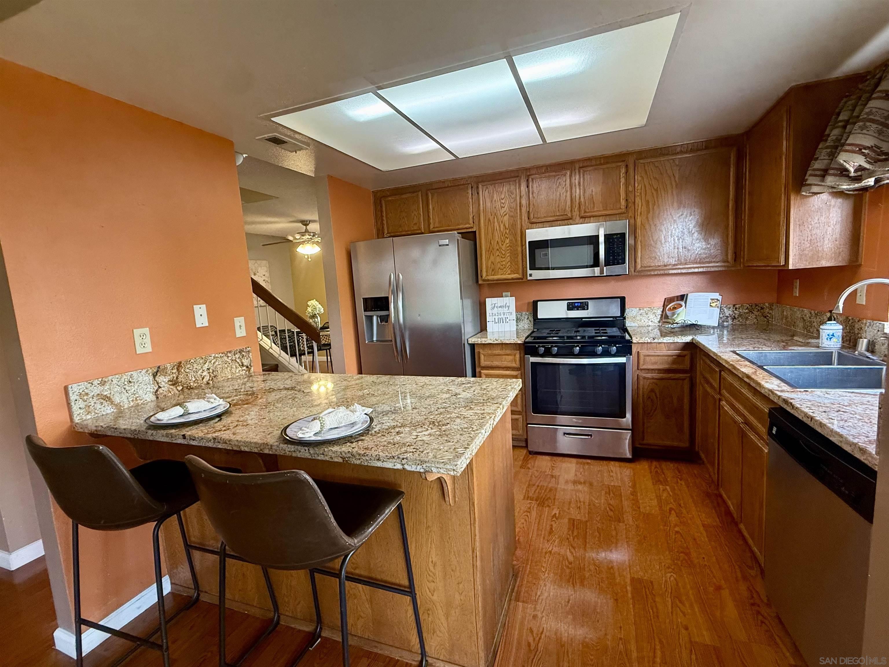 Detail Gallery Image 9 of 45 For 2163  Manzana Way, San Diego,  CA 92139 - 4 Beds | 2/1 Baths