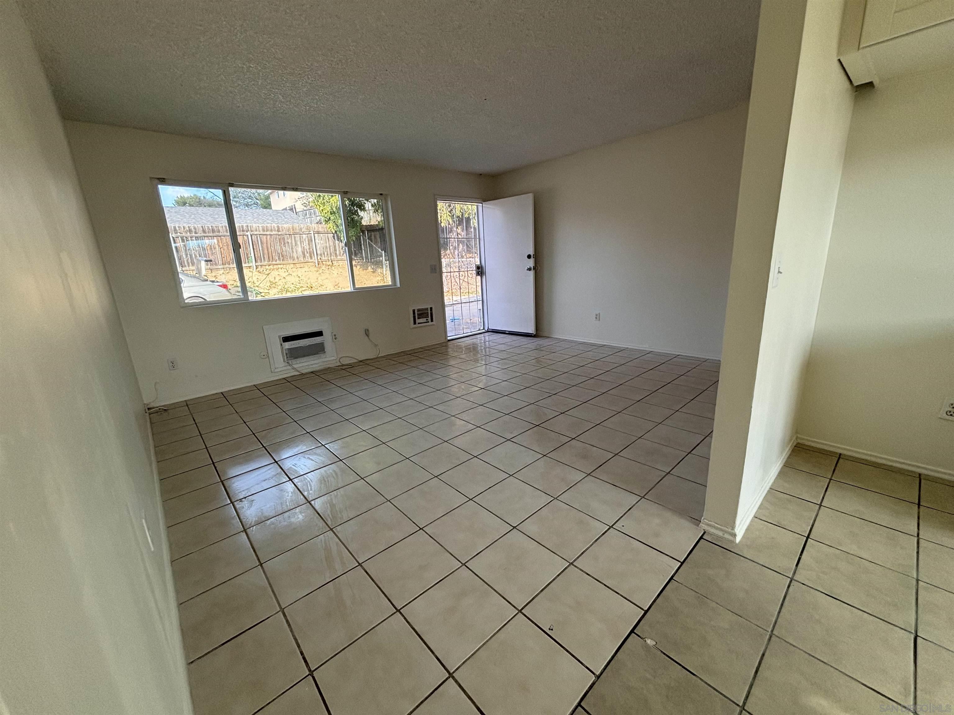 Detail Gallery Image 21 of 40 For 8209-8211  Jema Way, Santee,  CA 92071 - – Beds | – Baths