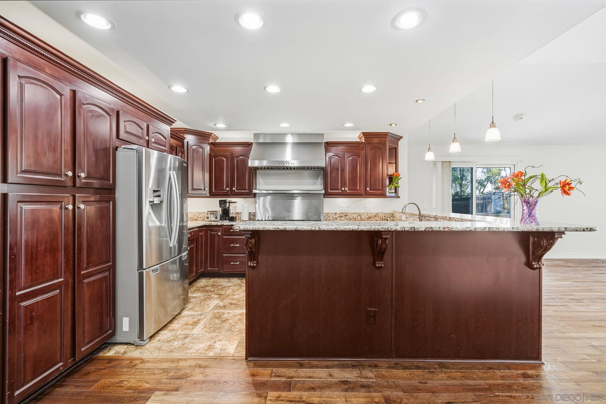 Detail Gallery Image 12 of 32 For 7191  Dinovo, San Diego,  CA 92114 - 3 Beds | 2 Baths