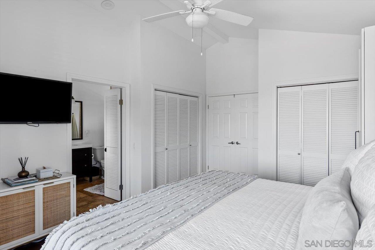 Detail Gallery Image 14 of 28 For 1833  Tustin St, San Diego,  CA 92106 - 4 Beds | 2/1 Baths