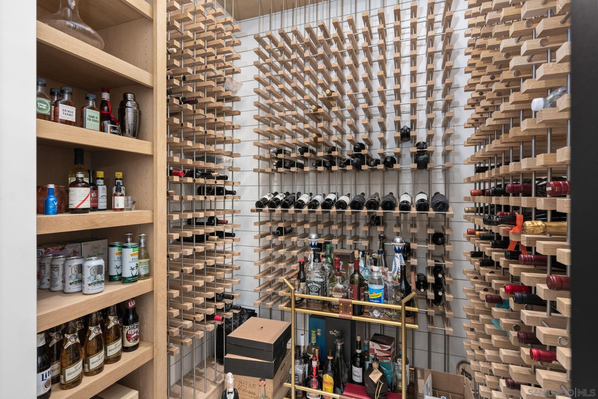 Detail Gallery Image 12 of 35 For 15550  El Camino Real, Rancho Santa Fe,  CA 92091 - 7 Beds | 8/1 Baths