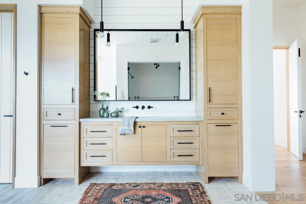 Detail Gallery Image 25 of 35 For 15550  El Camino Real, Rancho Santa Fe,  CA 92091 - 7 Beds | 8/1 Baths