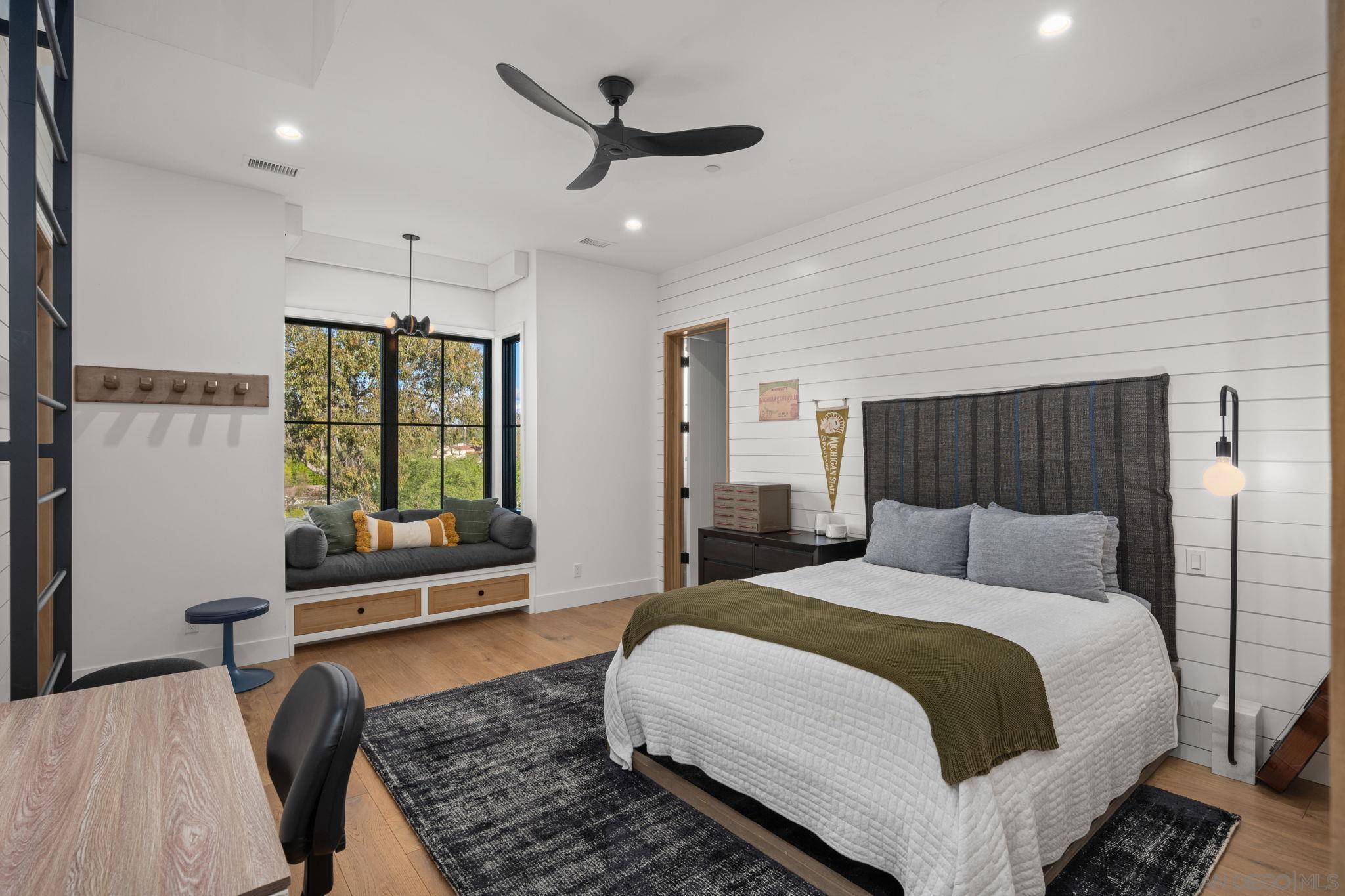 Detail Gallery Image 29 of 35 For 15550  El Camino Real, Rancho Santa Fe,  CA 92091 - 7 Beds | 8/1 Baths